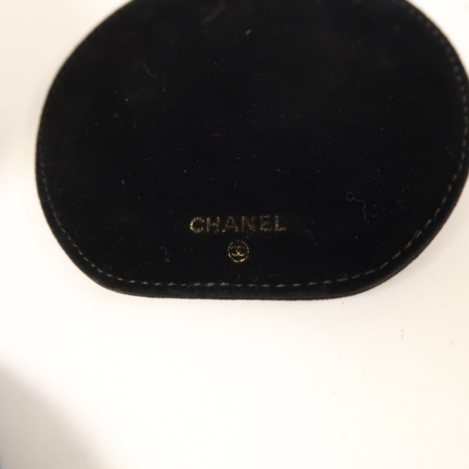 CHANEL 牛皮皮革Pouch手拿包金扣藍色