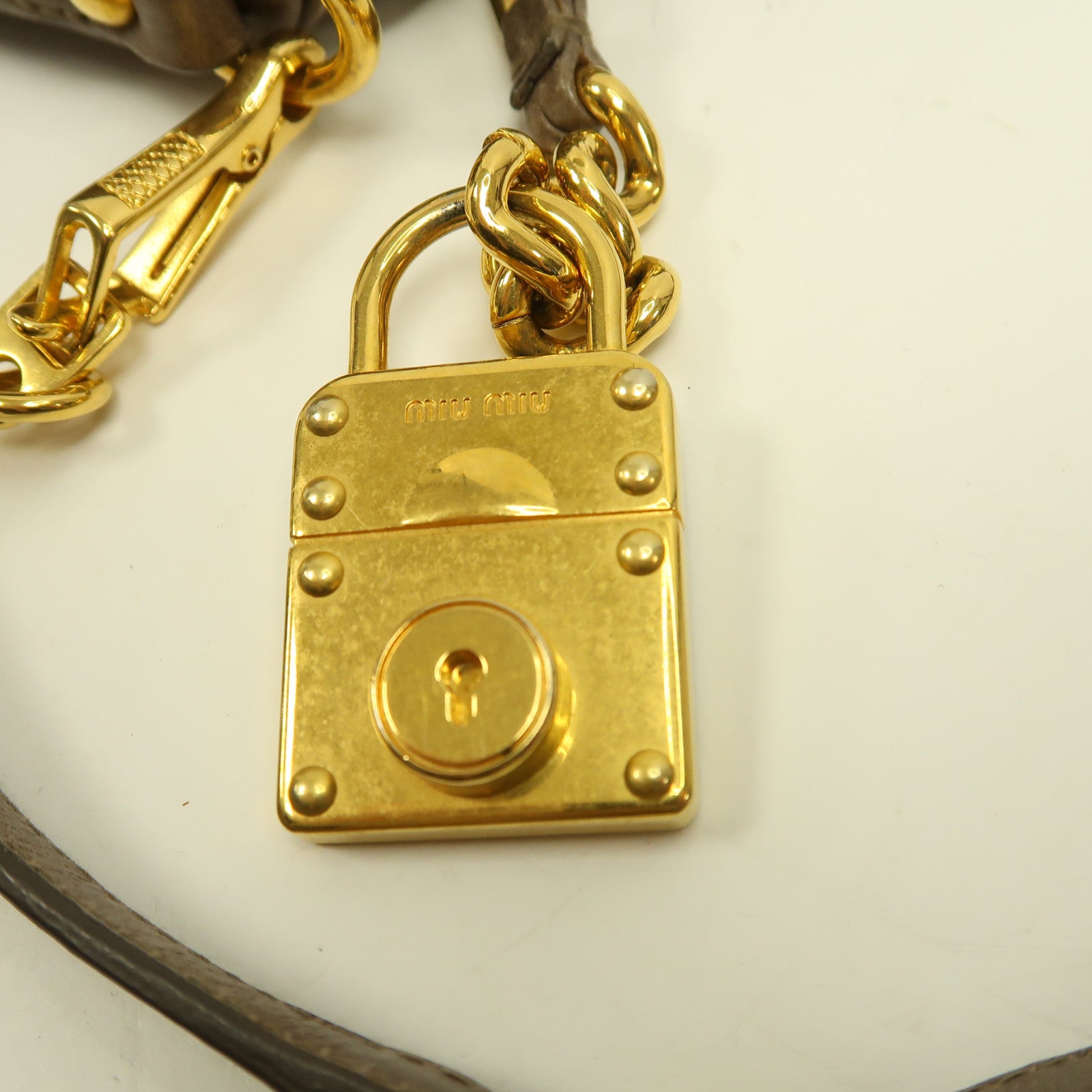Miu Miu 牛皮皮革Shoulder Bag金扣肩背袋灰色