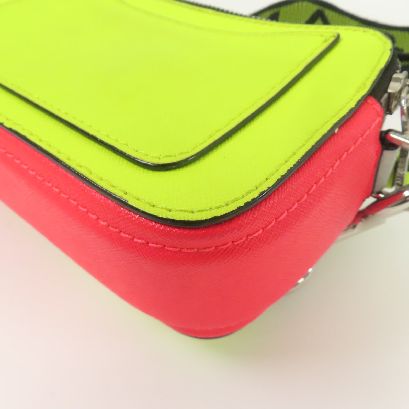 MARC JACOBS 牛皮皮革Shoulder Bag銀扣肩背袋黃色/粉紅色