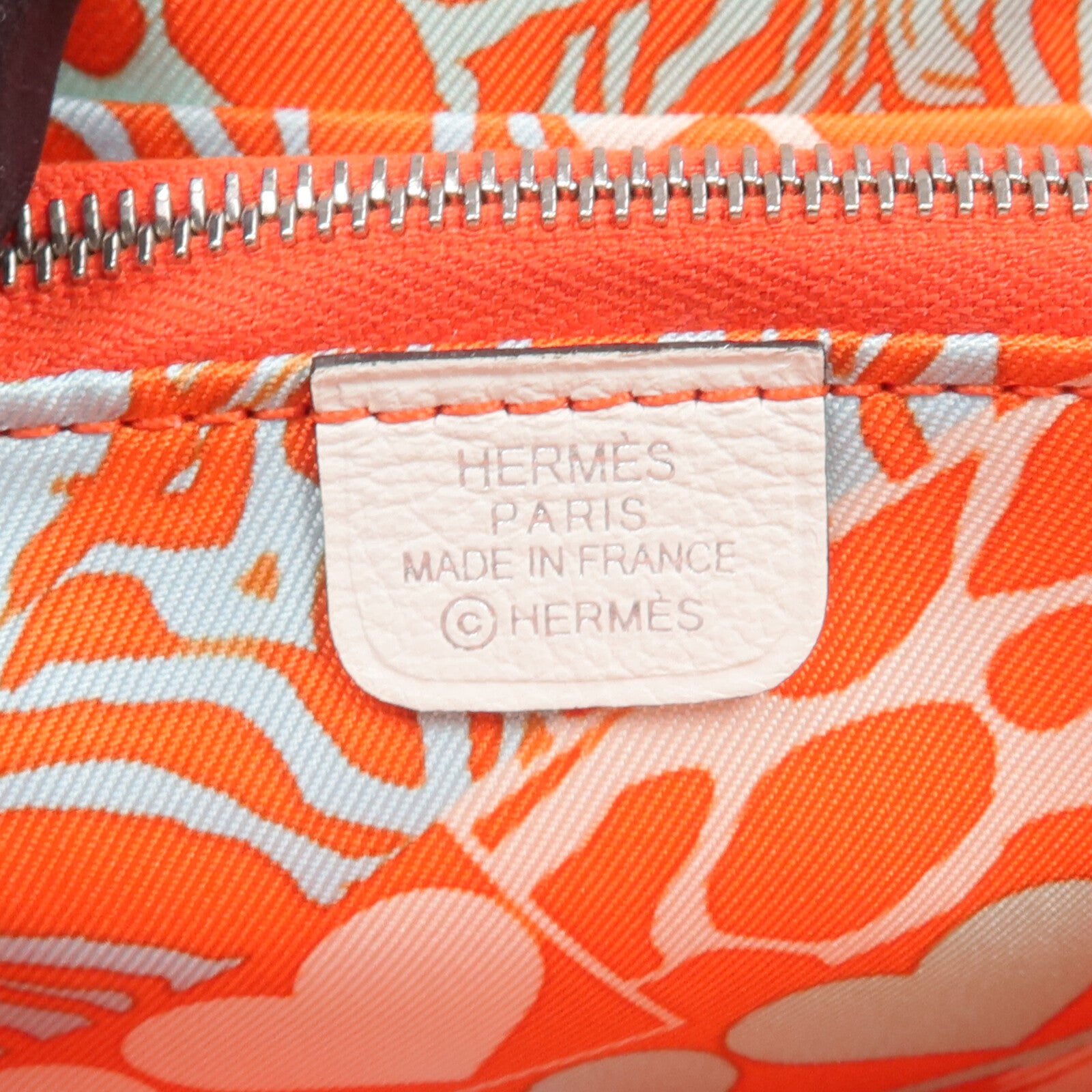 HERMES Evercolor皮革Silk In Compact Wallet銀扣錢包New White
