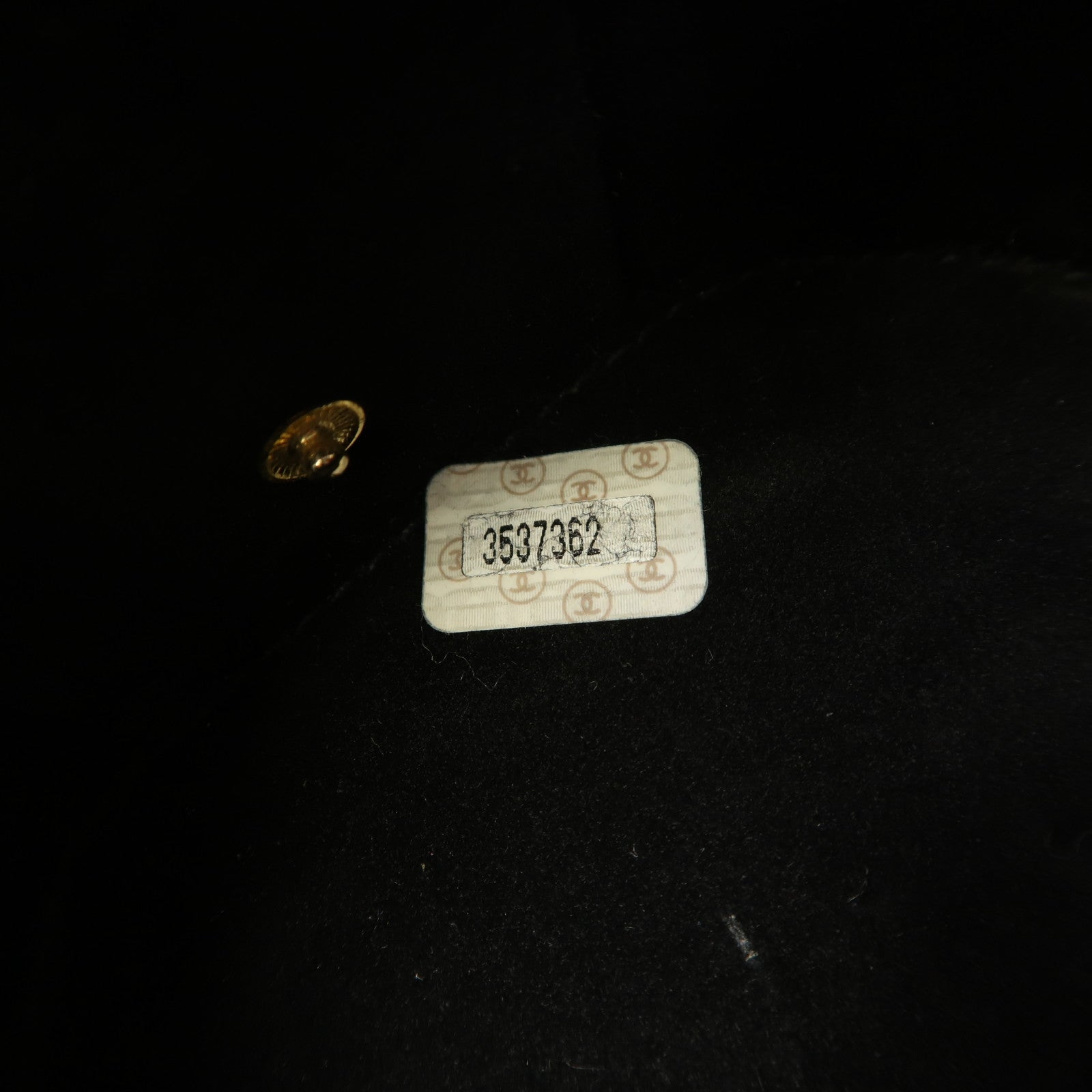 CHANEL 牛皮皮革Pouch手拿包金扣藍色