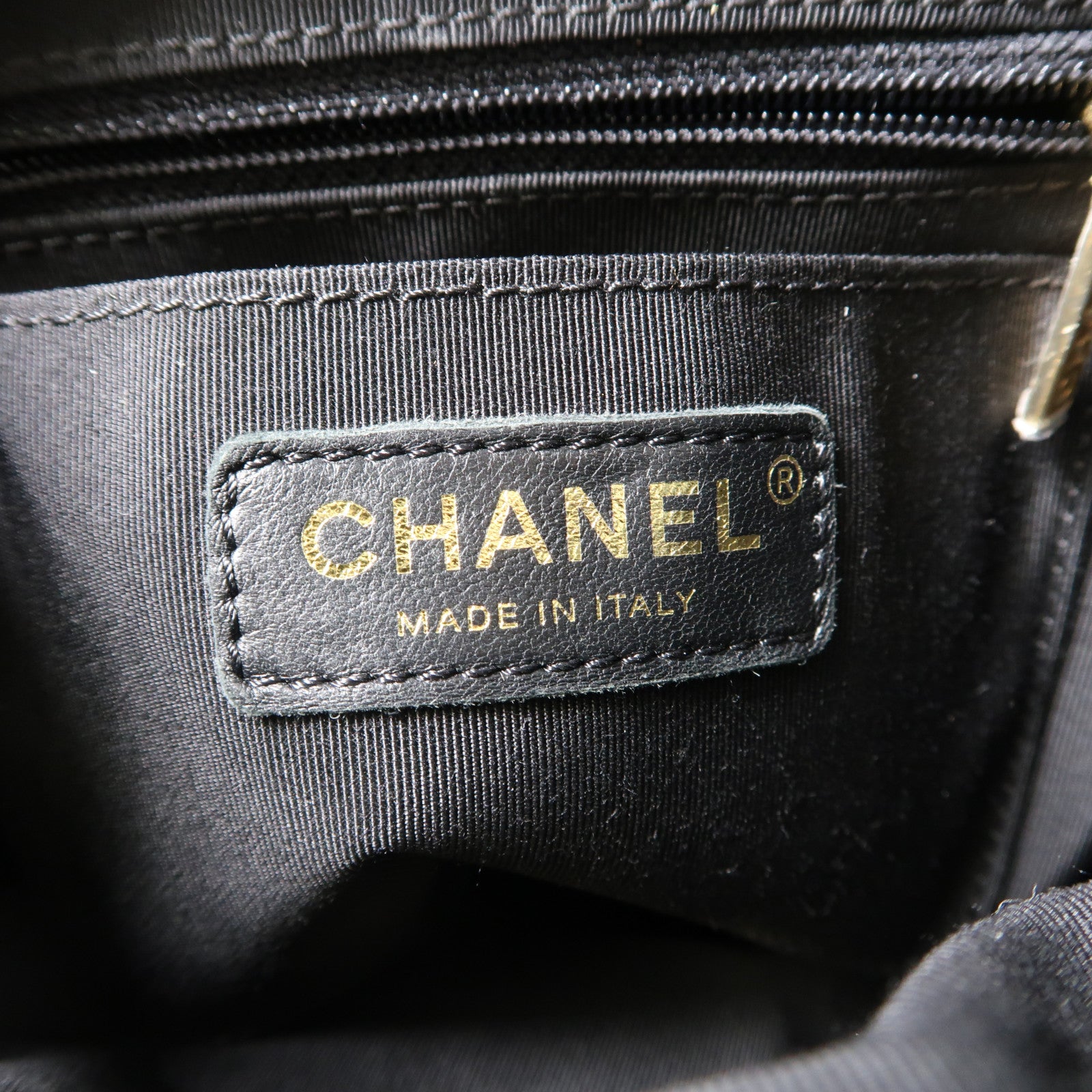 CHANEL 菱格羊皮皮革Backpack金扣背包黑色