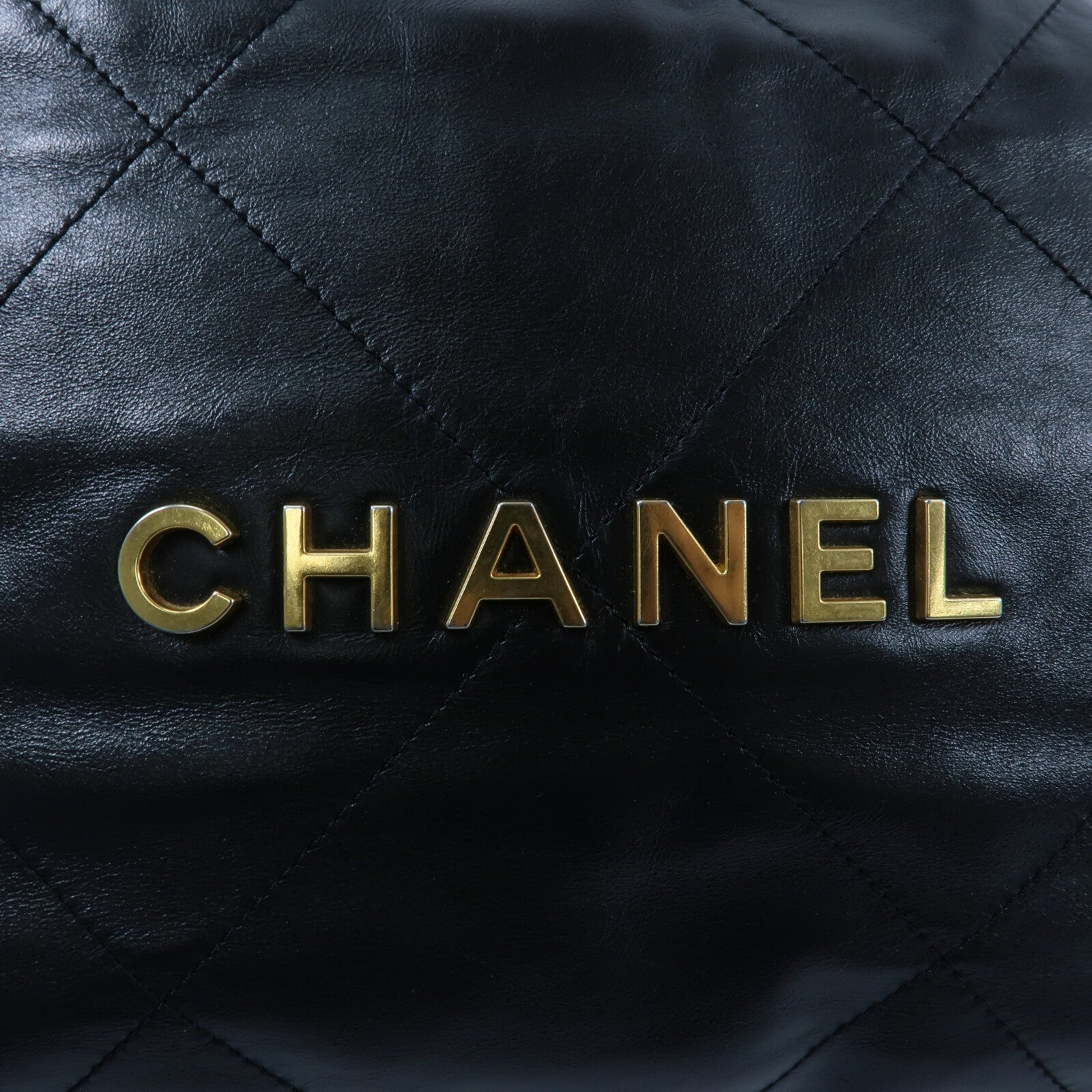 CHANEL 牛皮皮革Chanel 22 Small鏈帶肩背袋