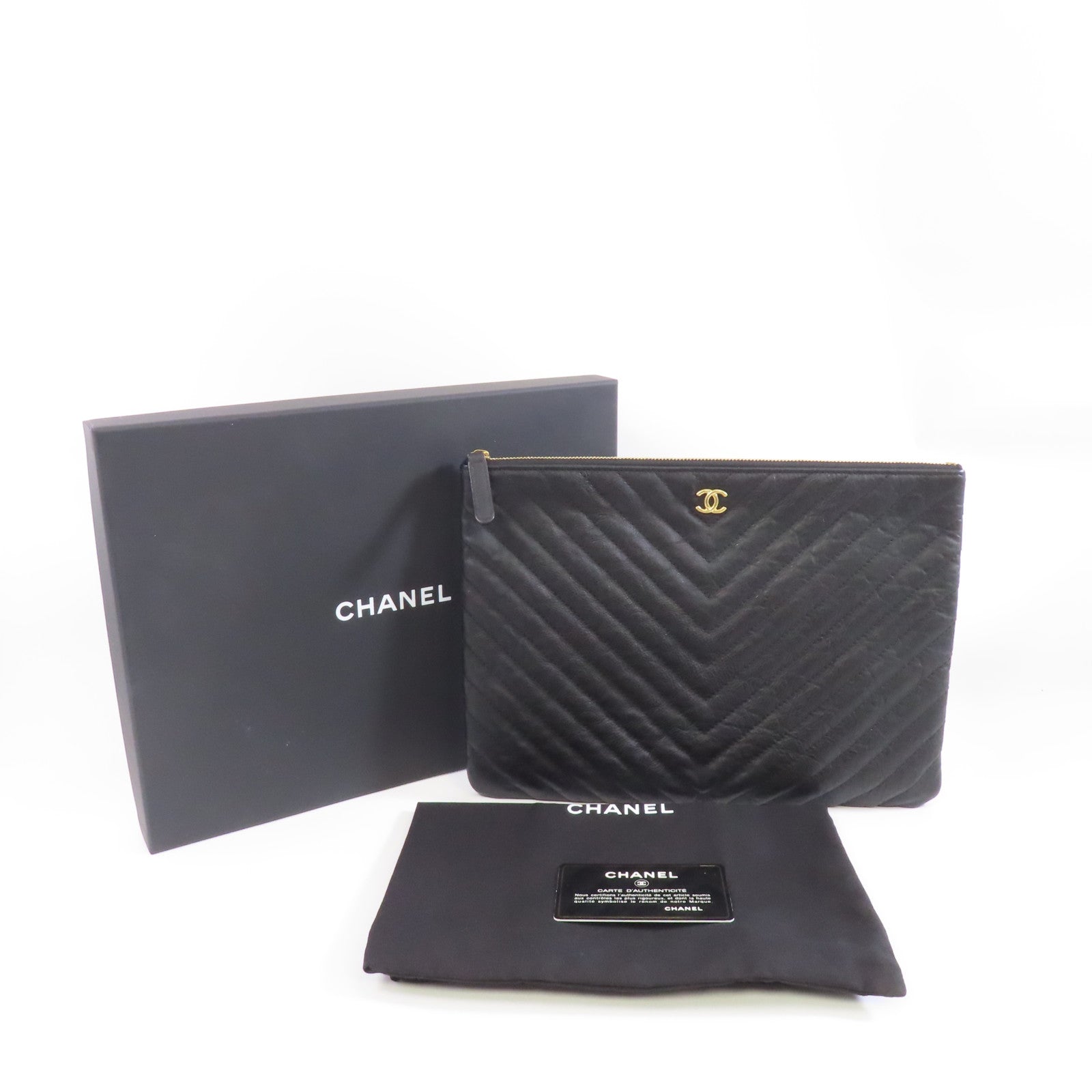 CHANEL 牛皮皮革Pouch/Clutch金扣手拿包黑色