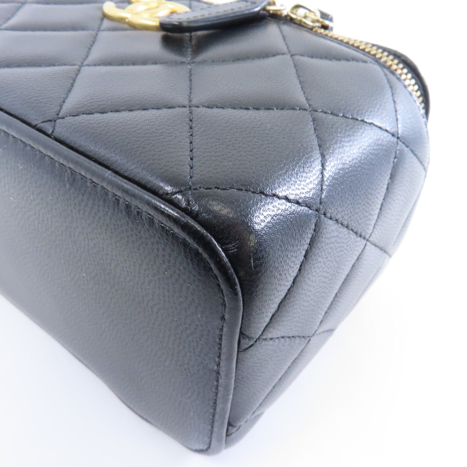 CHANEL 【激減優惠】菱格羊皮皮革Vanity Case金扣鏈帶肩背袋黑色