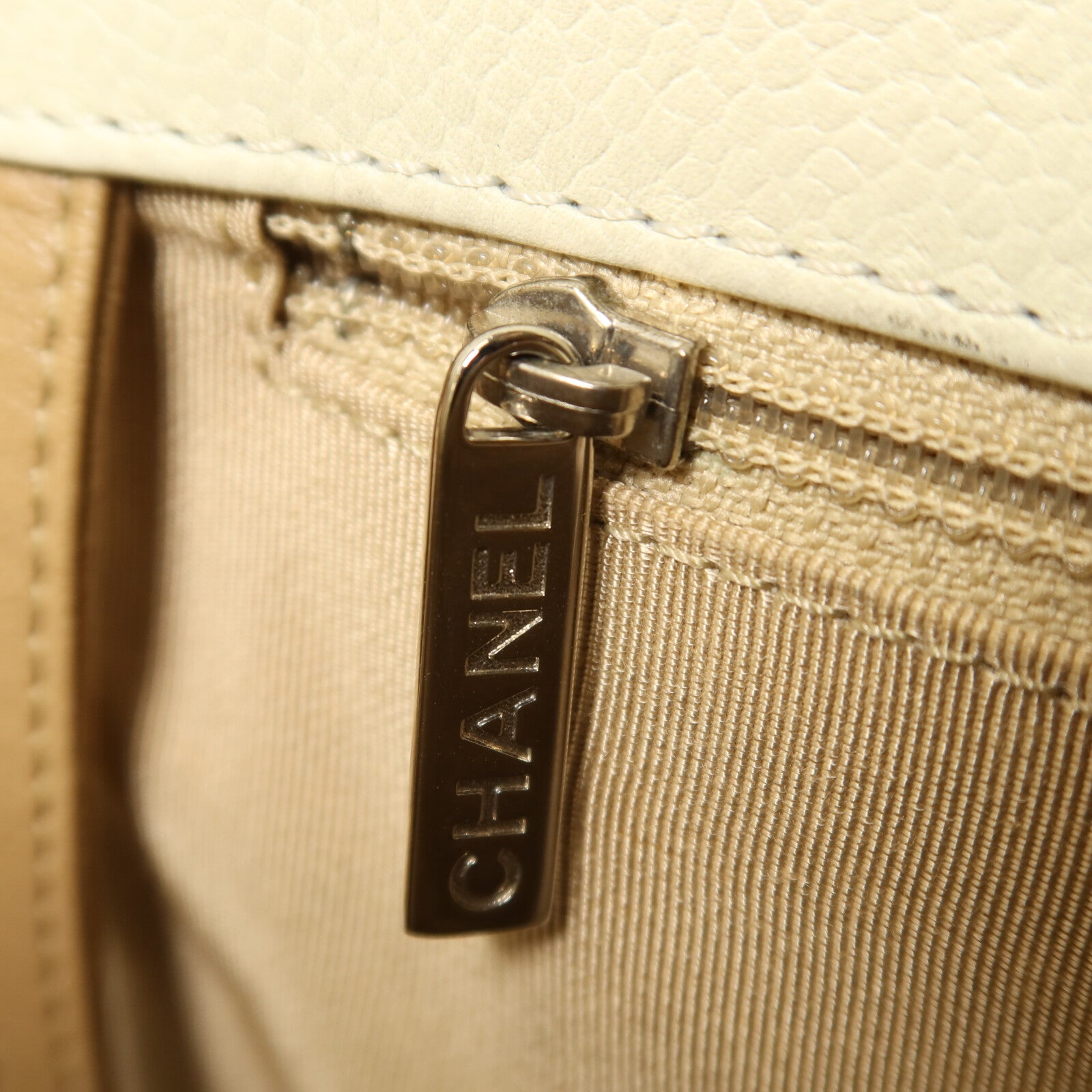 CHANEL 牛皮皮革PST Petite Shopping Tote Bag銀扣鏈帶手挽袋