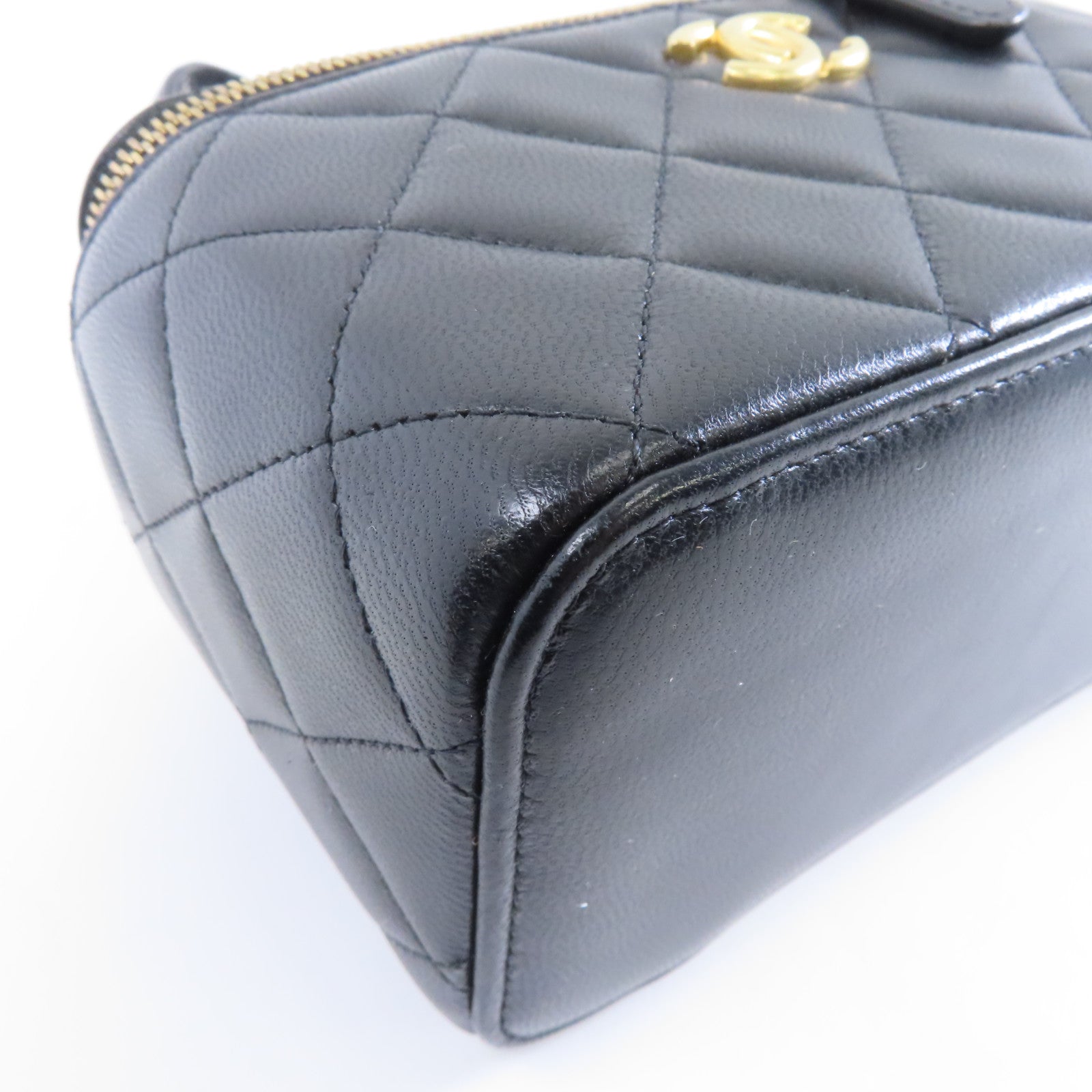 CHANEL 【激減優惠】菱格羊皮皮革Vanity Case金扣鏈帶肩背袋黑色