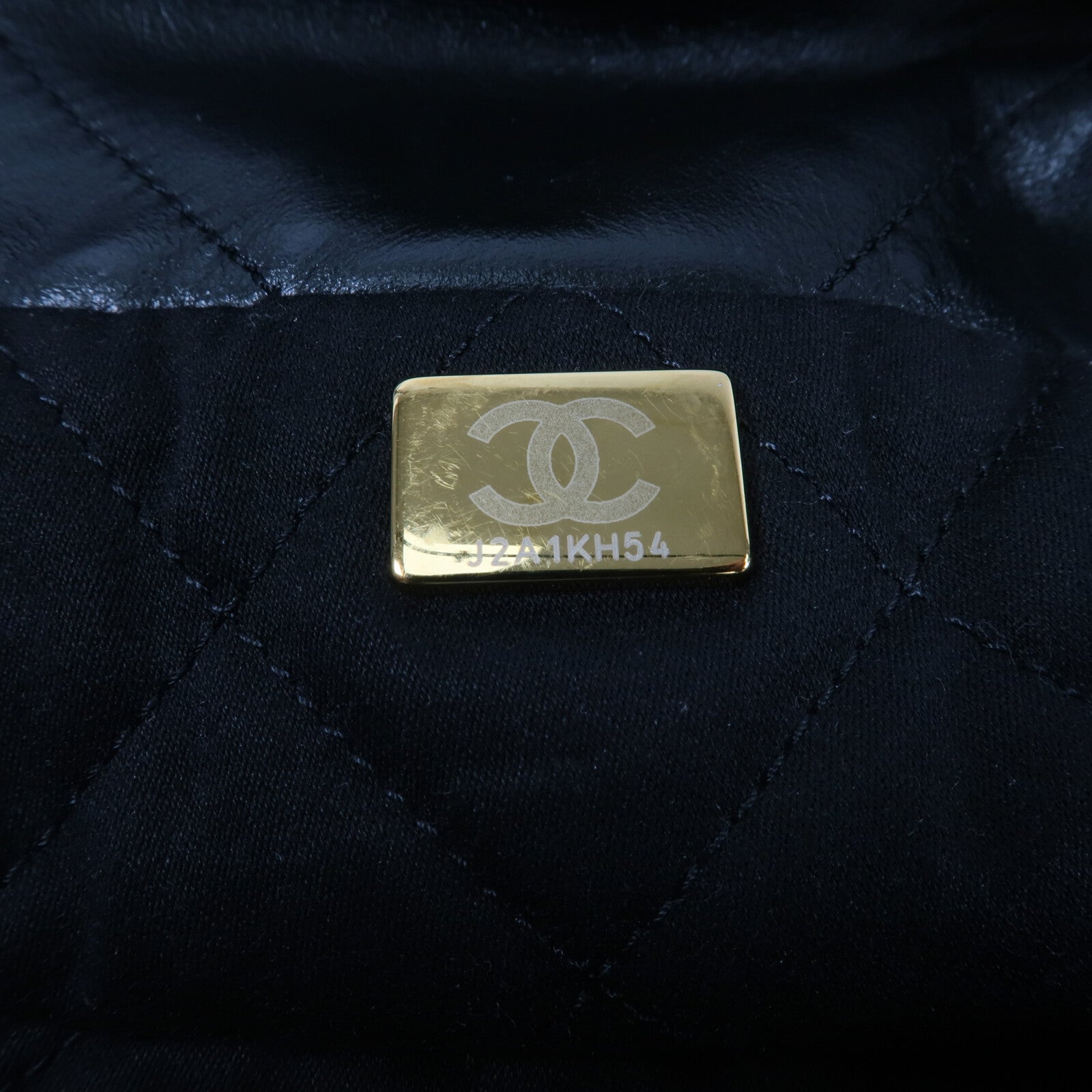 CHANEL 牛皮皮革Chanel 22 Small鏈帶肩背袋