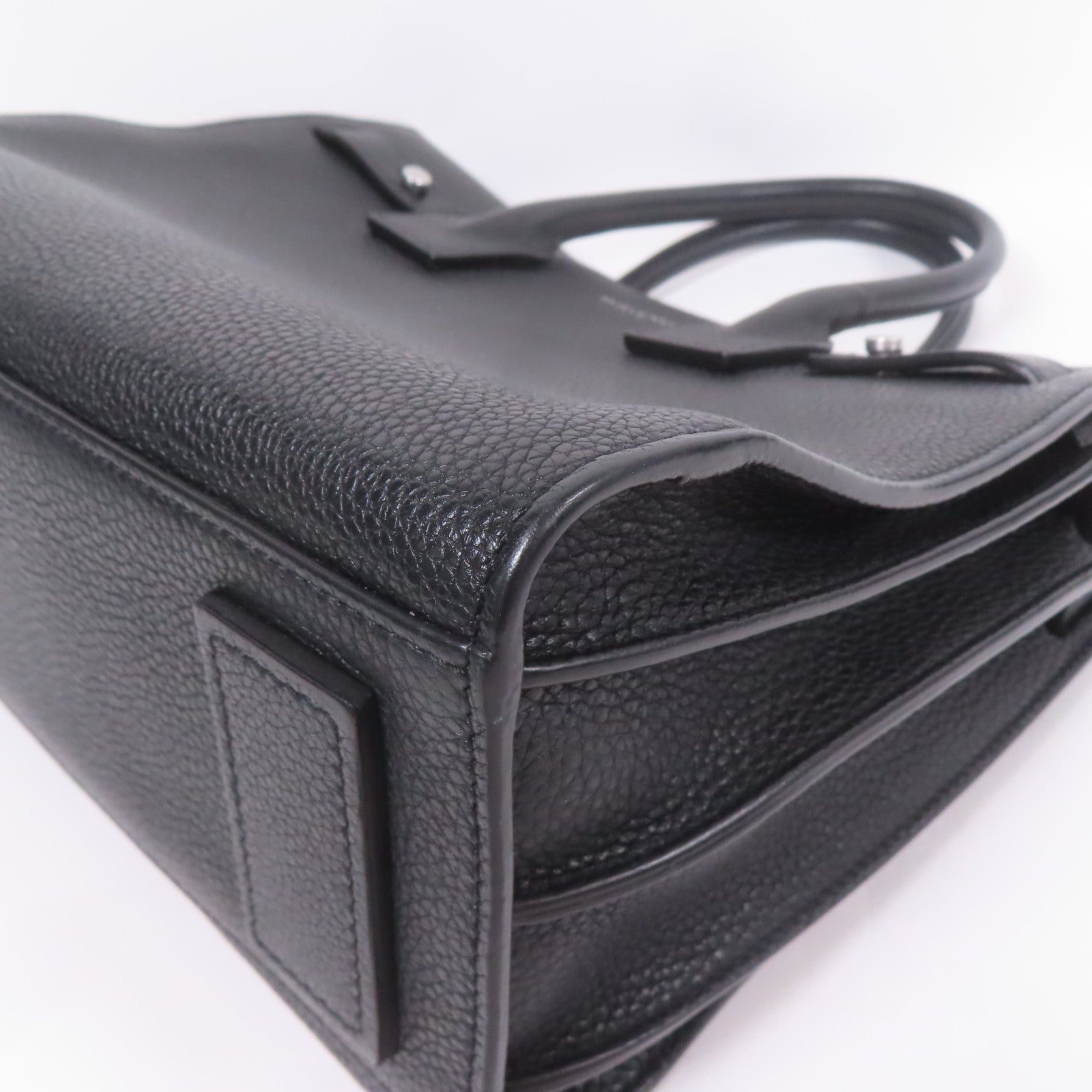 SAINT LAURENT 牛皮皮革Sac De Jour Souple銀扣手挽肩背兩用袋
