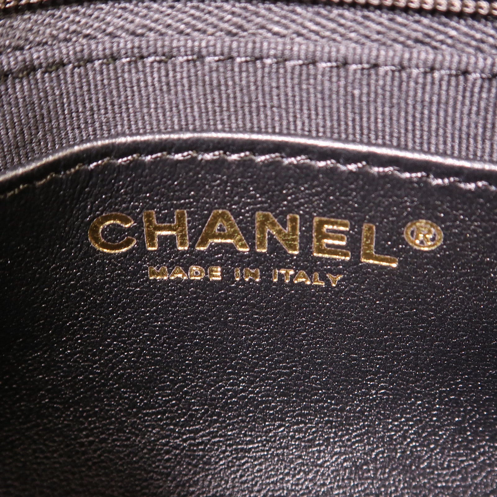 CHANEL 牛皮皮革Bowling Bag金扣鏈帶肩背袋