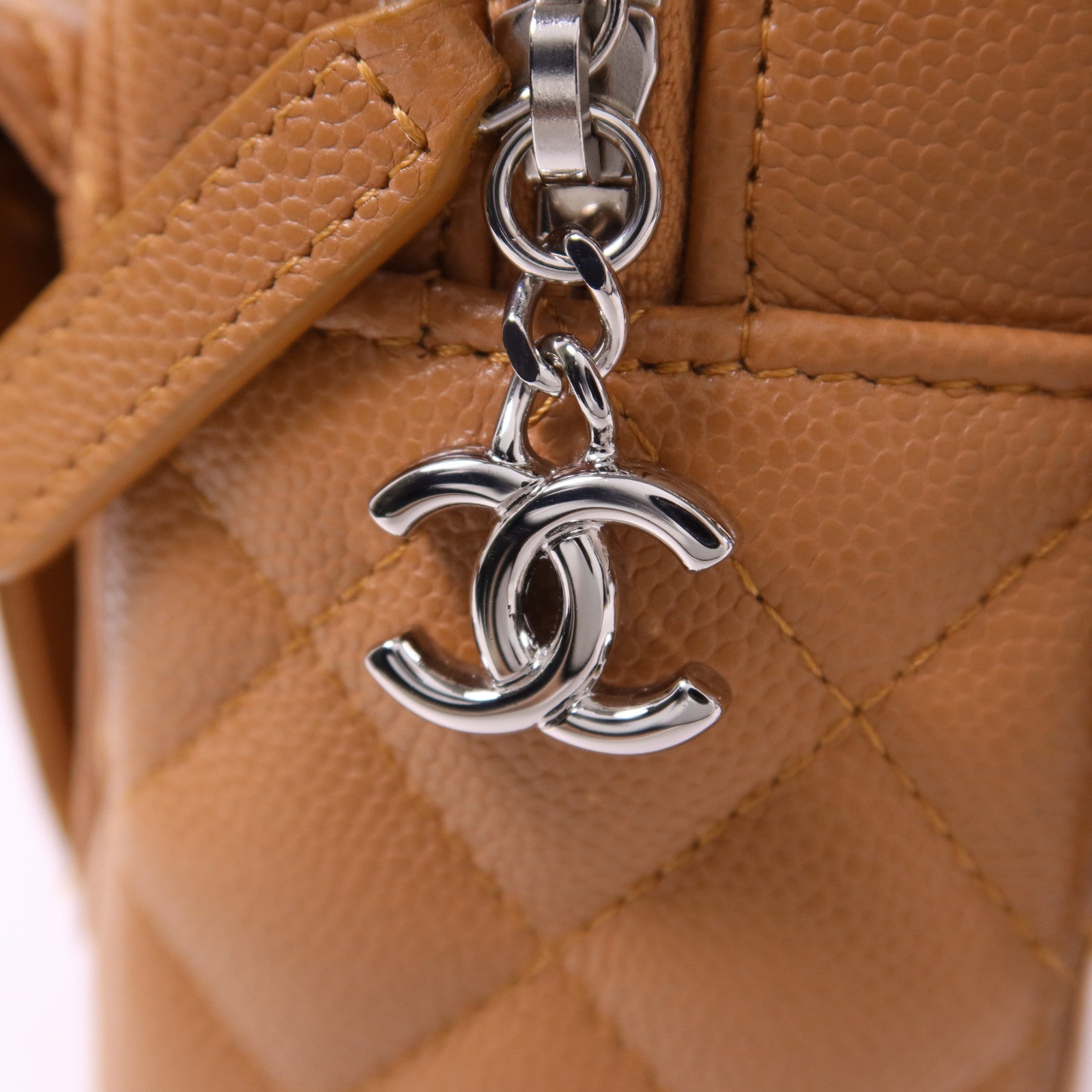 CHANEL 牛皮皮革Mini Backpack銀扣背包