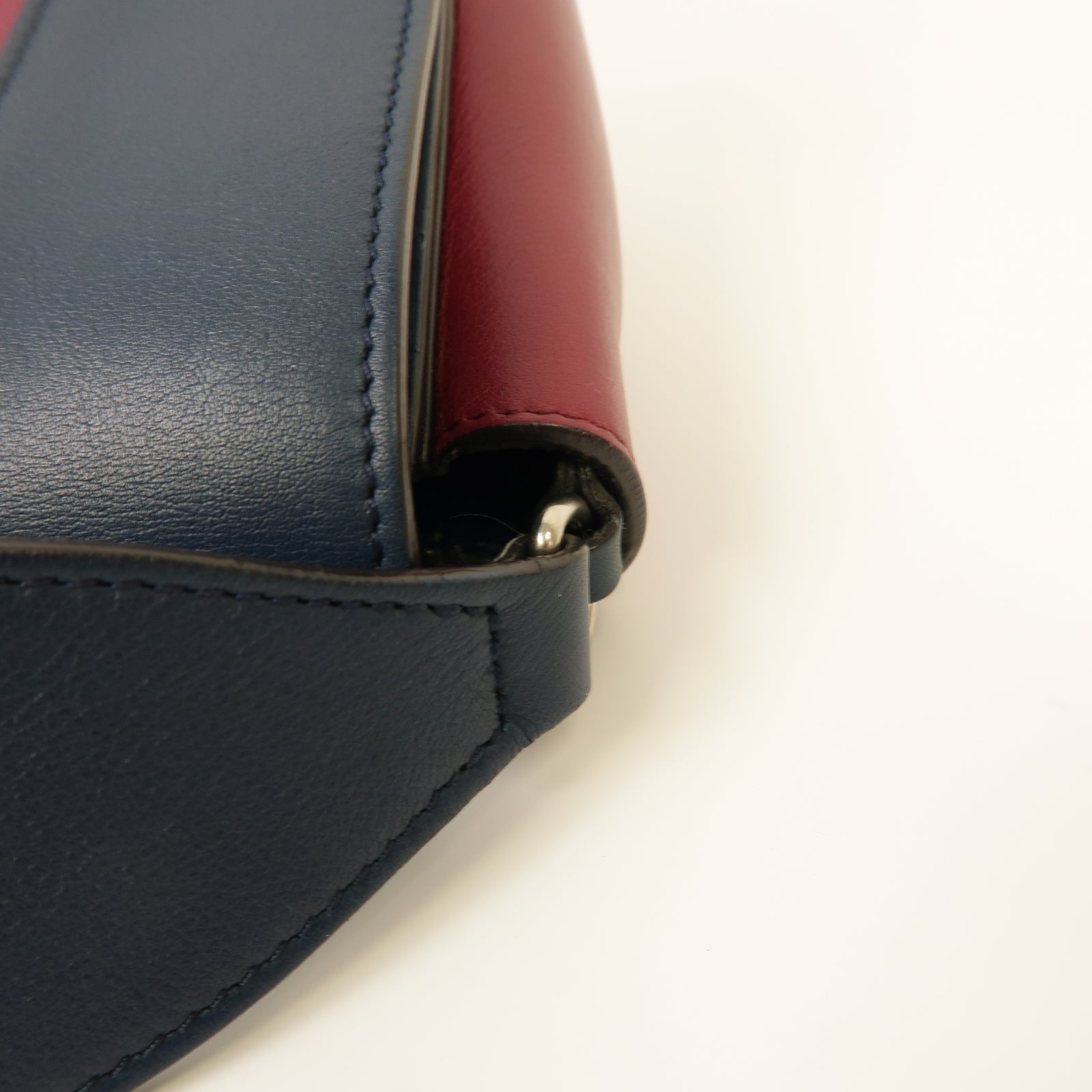 CELINE 【激減優惠】牛皮皮革Frame Medium Bag銀扣肩背袋藍色/紅色