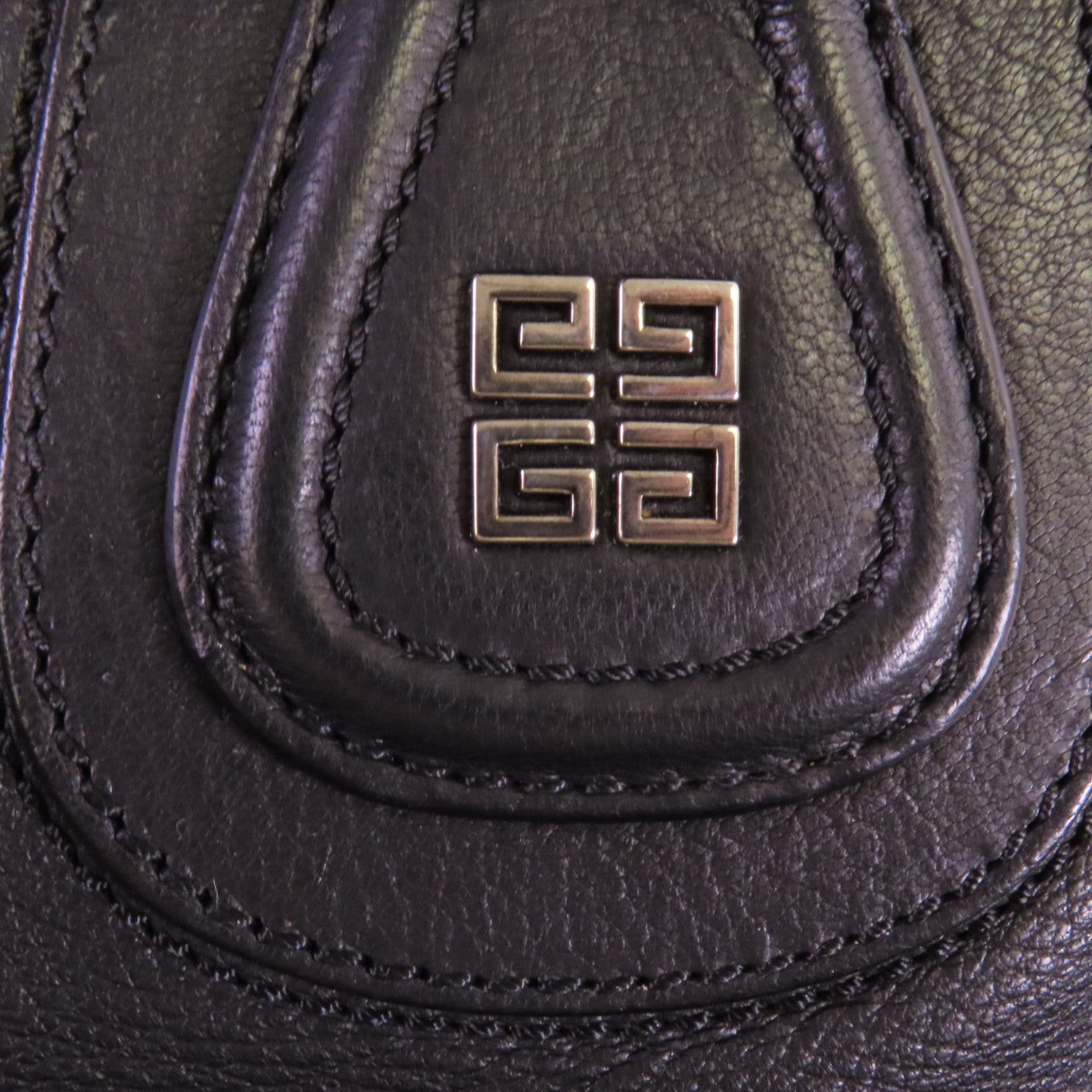 GIVENCHY 牛皮皮革Nightingale金扣手挽肩背兩用袋