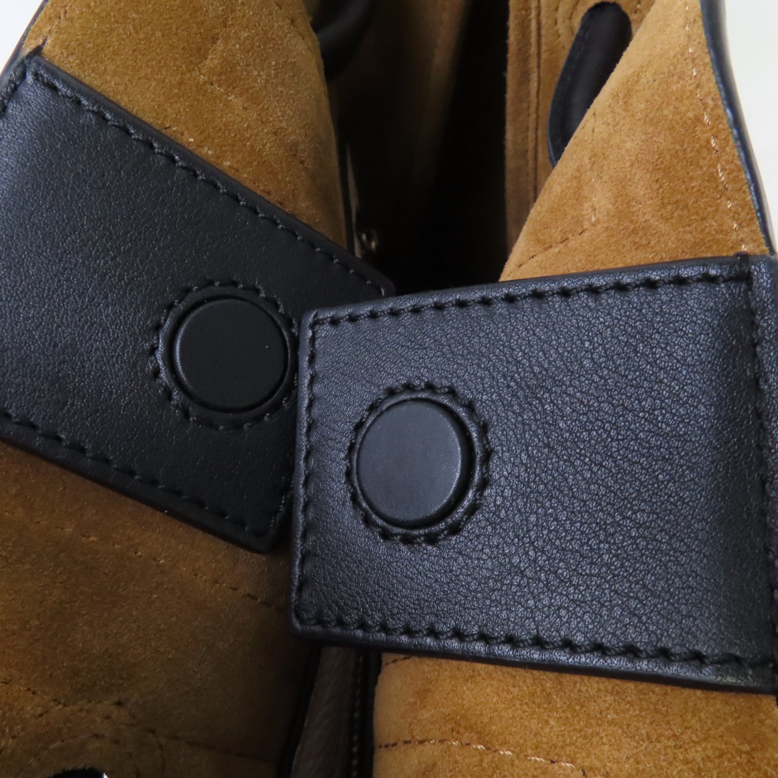LOEWE 牛皮皮革Tote Bag肩背袋黑色/白色