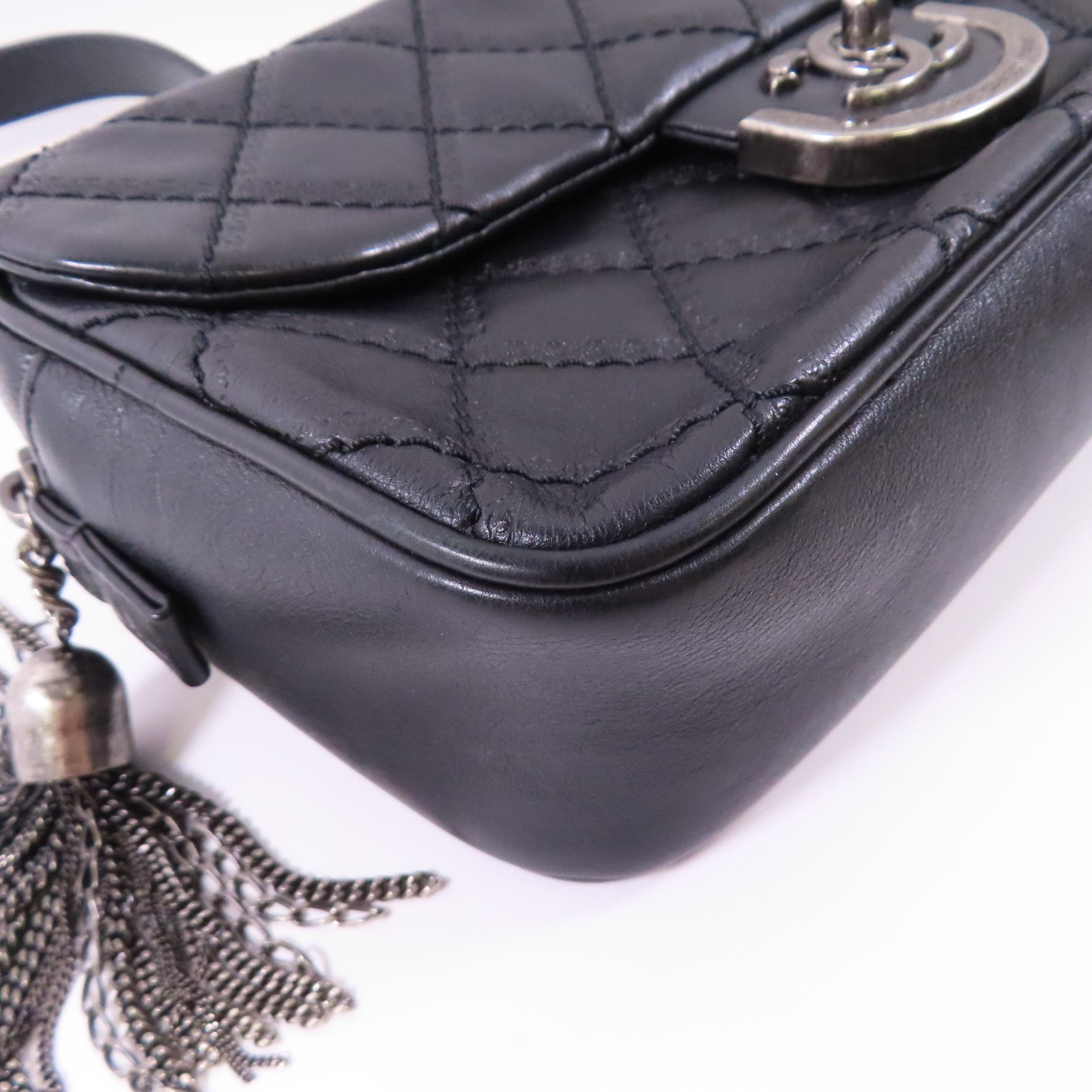 CHANEL 牛皮皮革Chain Shoulder銀扣鏈帶肩背袋黑色