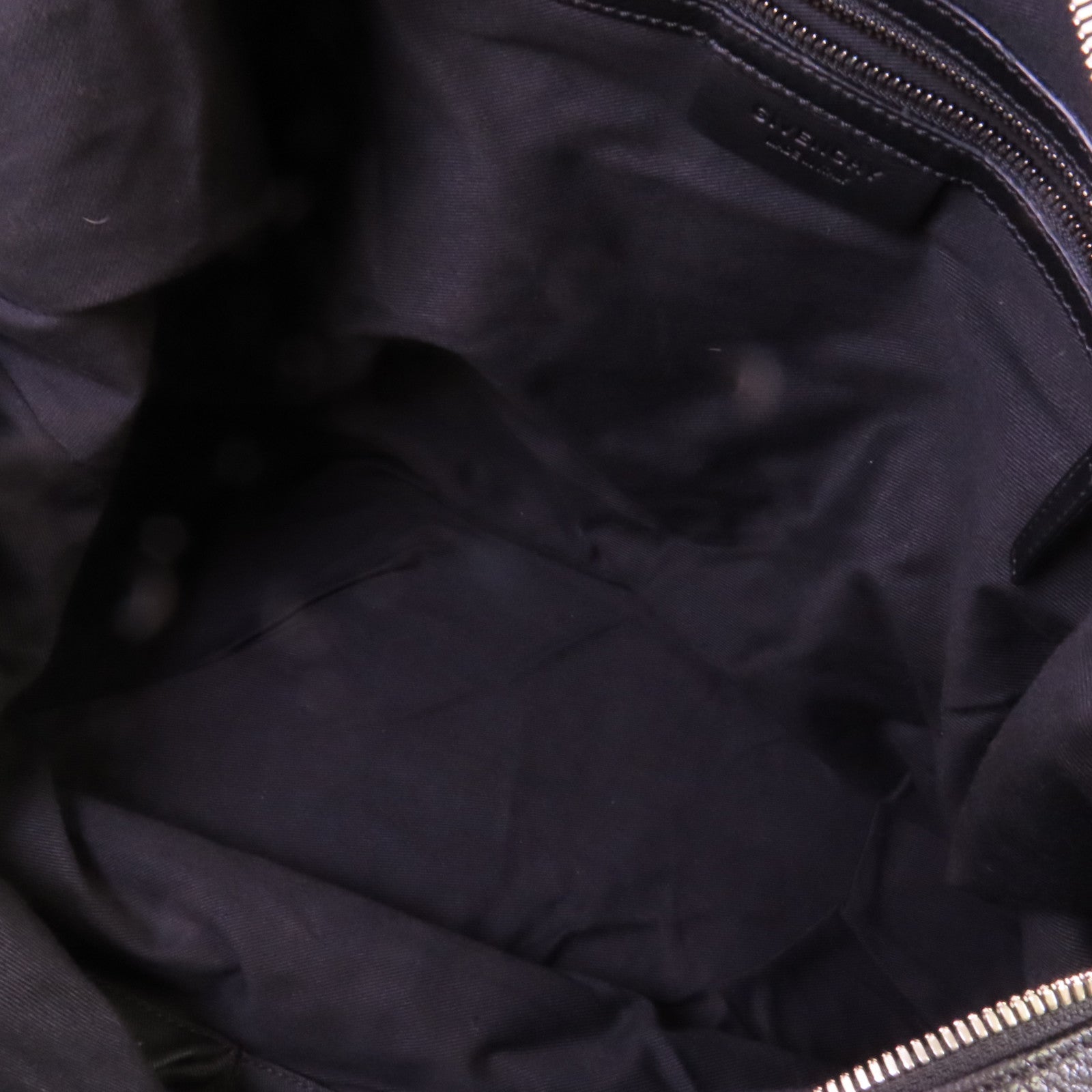 GIVENCHY 牛皮皮革Nightingale金扣手挽肩背兩用袋