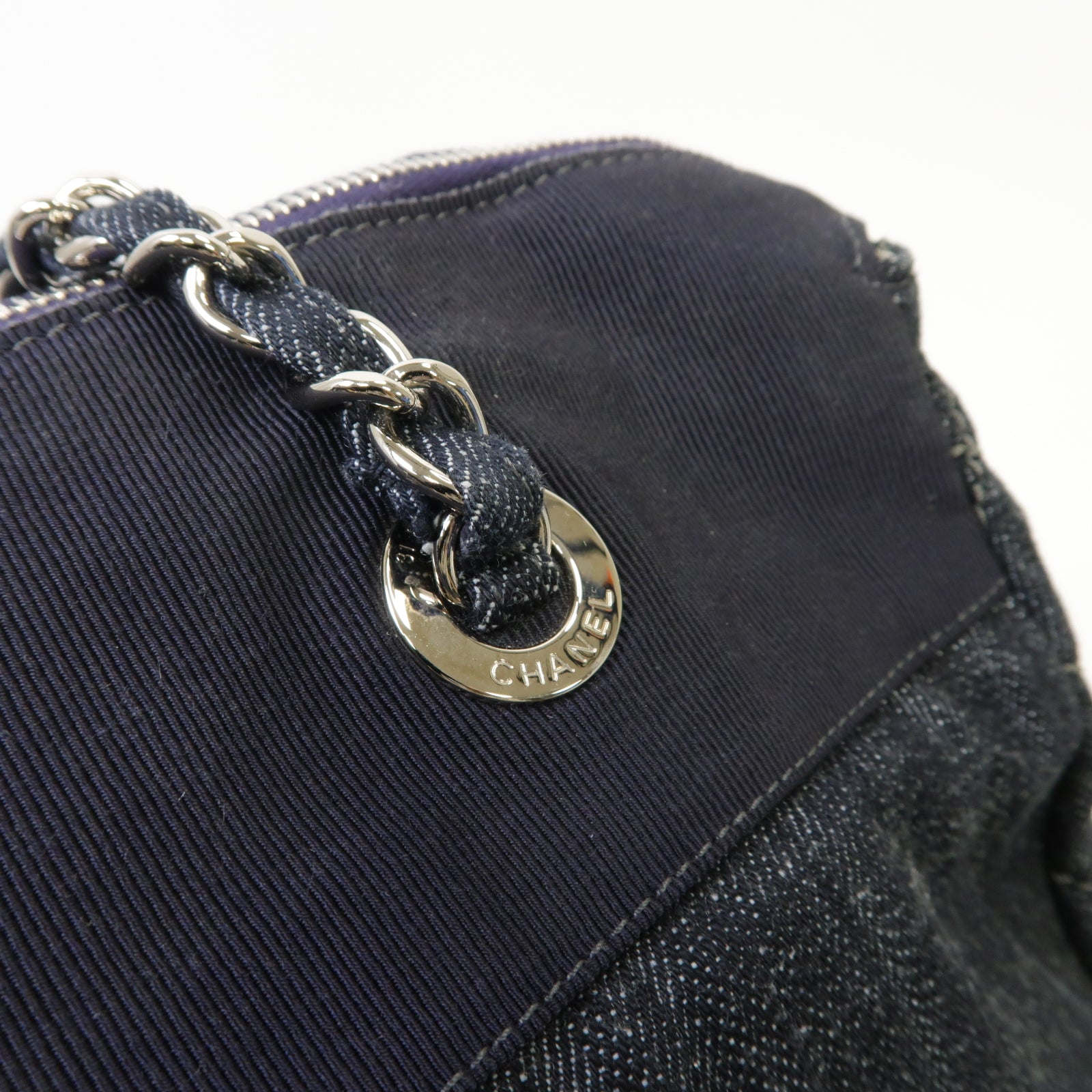 CHANEL **【激減優惠】牛仔布Chain Shouldre Bag銀扣鏈帶肩背袋藍色