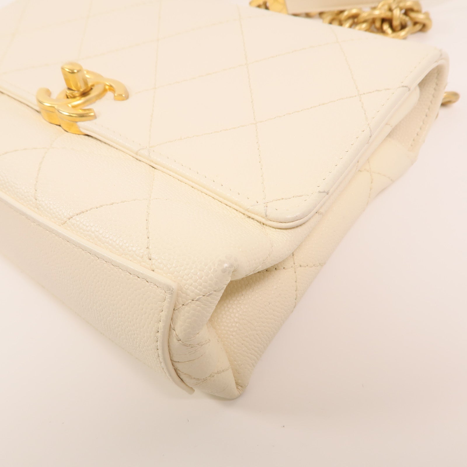 CHANEL 牛皮皮革Chain Shoulder金扣鏈帶手挽肩背兩用袋