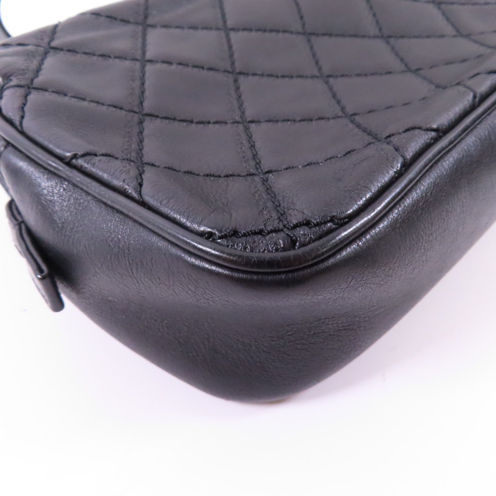 CHANEL 牛皮皮革Chain Shoulder銀扣鏈帶肩背袋黑色