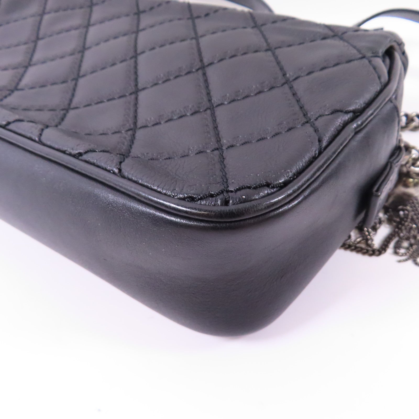 CHANEL 牛皮皮革Chain Shoulder銀扣鏈帶肩背袋黑色