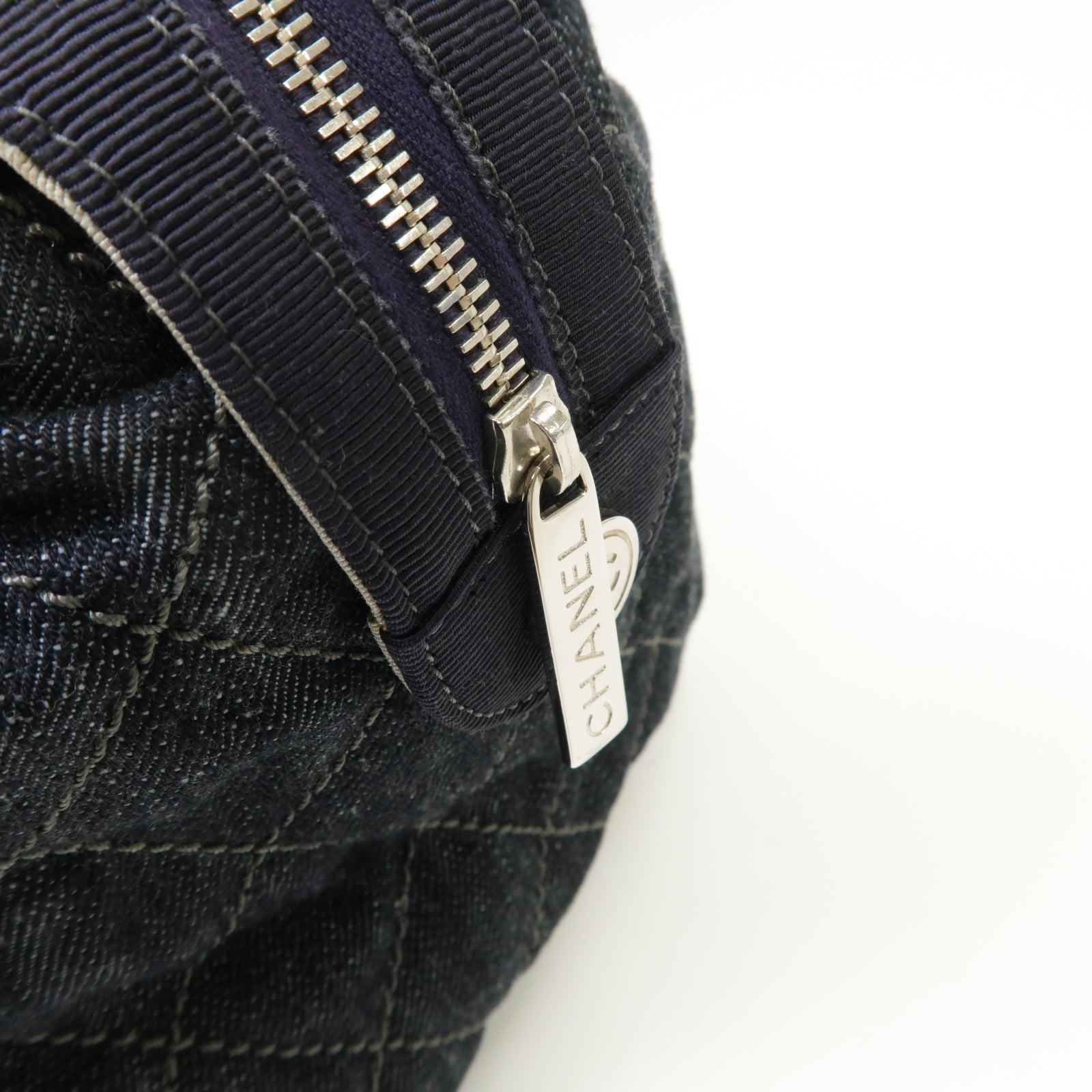 CHANEL **【激減優惠】牛仔布Chain Shouldre Bag銀扣鏈帶肩背袋藍色