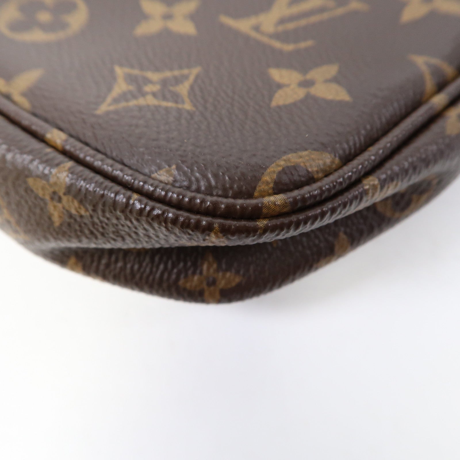 LOUIS VUITTON Monogram Multi Pochette Accessoires金扣肩背袋啡色