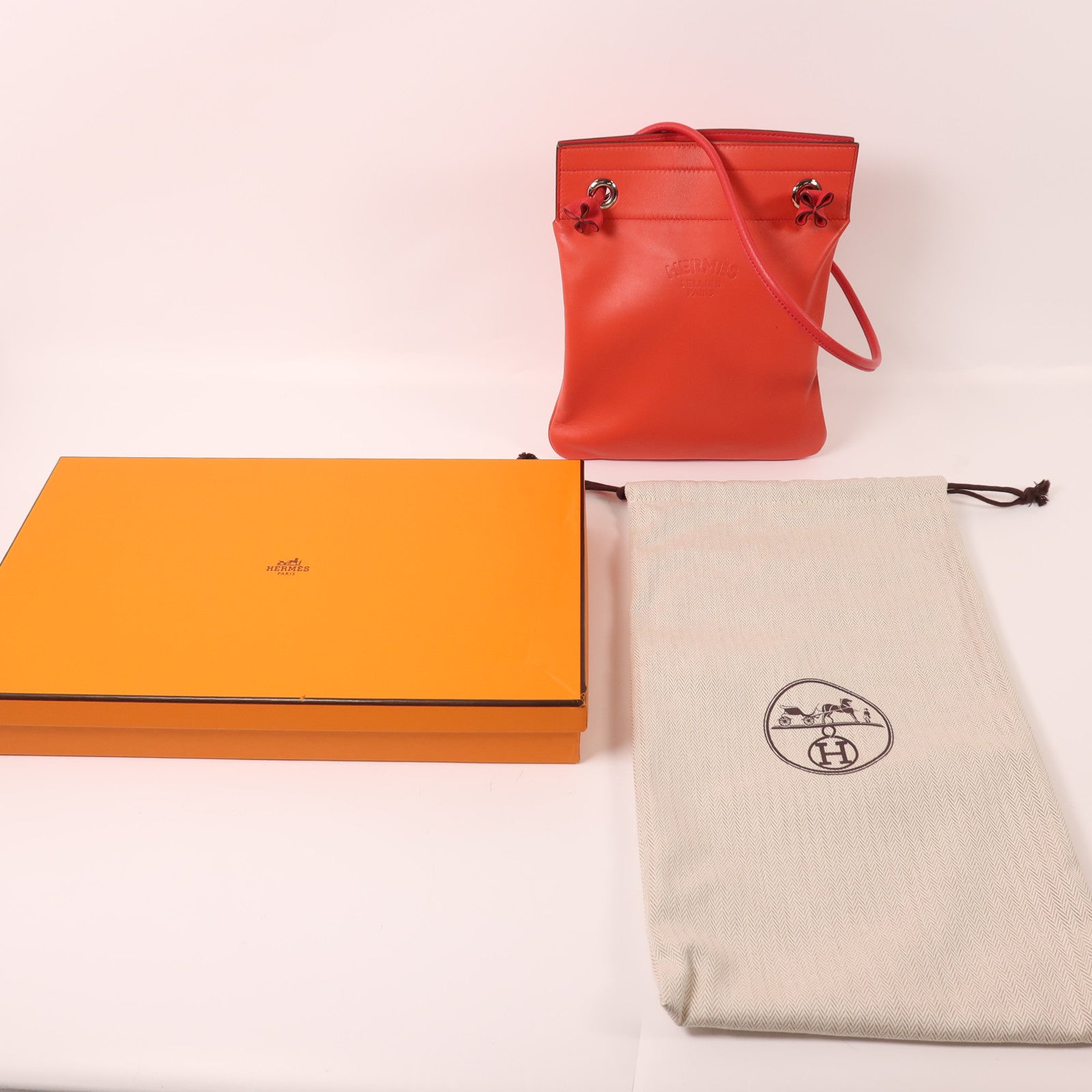 HERMES Swift皮革Aline Mini銀扣肩背袋Rouge Indien