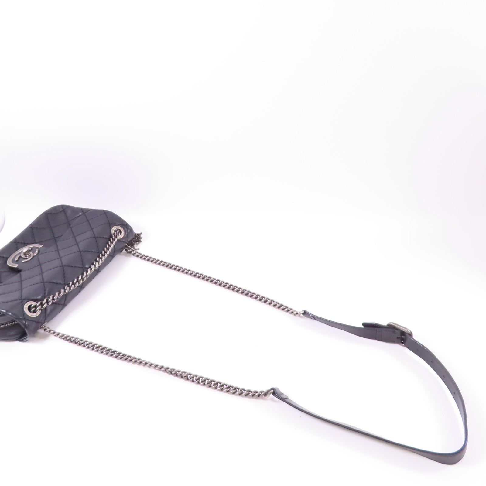 CHANEL 牛皮皮革Chain Shoulder銀扣鏈帶肩背袋黑色