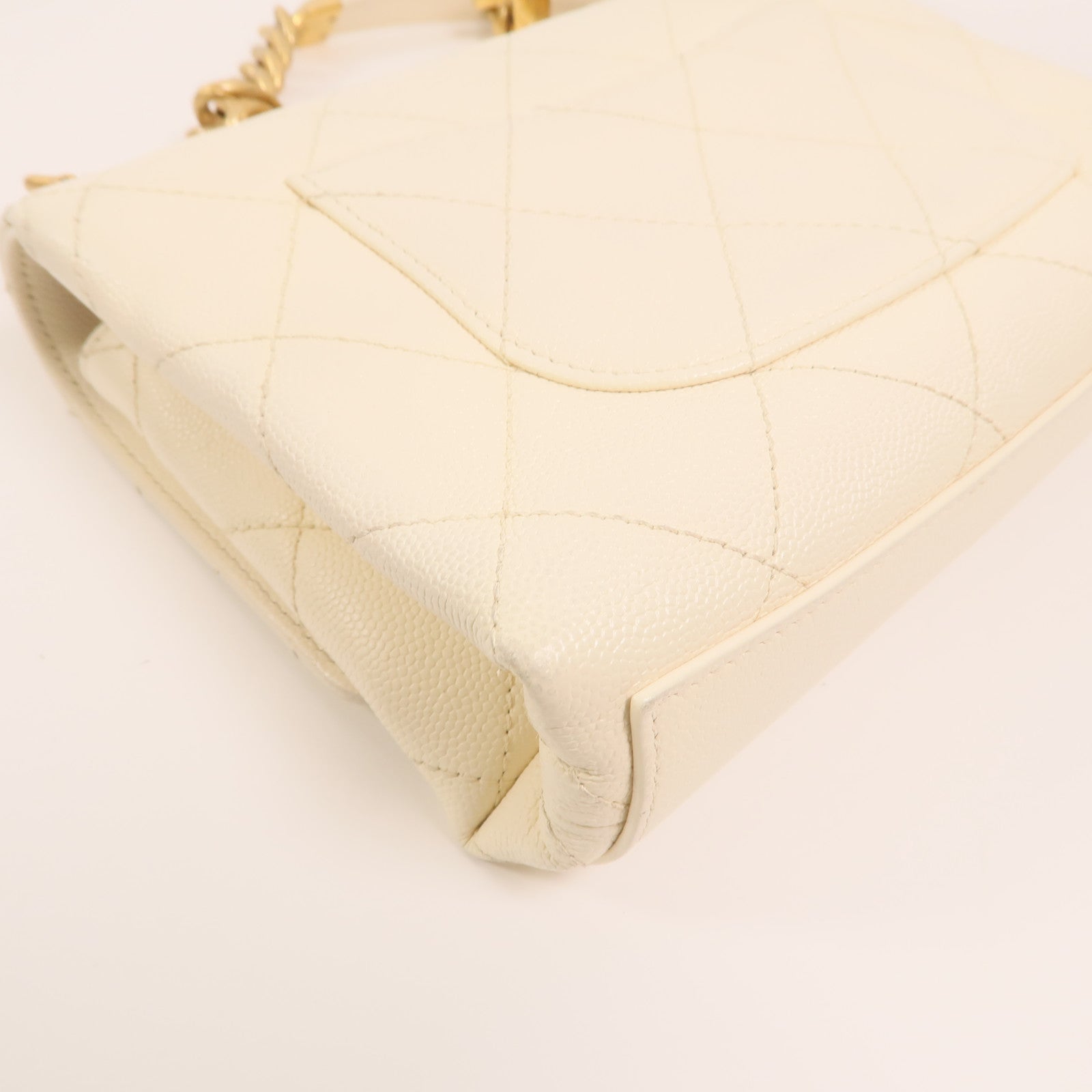 CHANEL 牛皮皮革Chain Shoulder金扣鏈帶手挽肩背兩用袋
