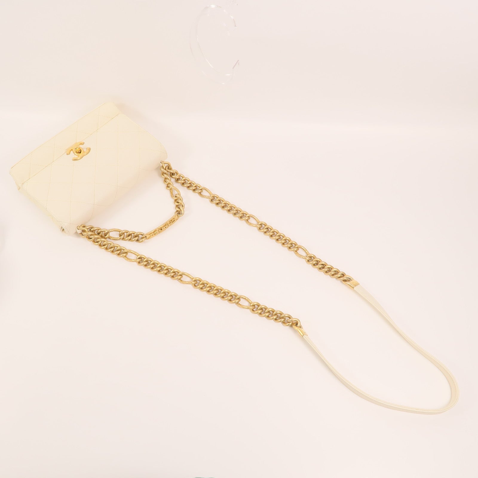 CHANEL 牛皮皮革Chain Shoulder金扣鏈帶手挽肩背兩用袋