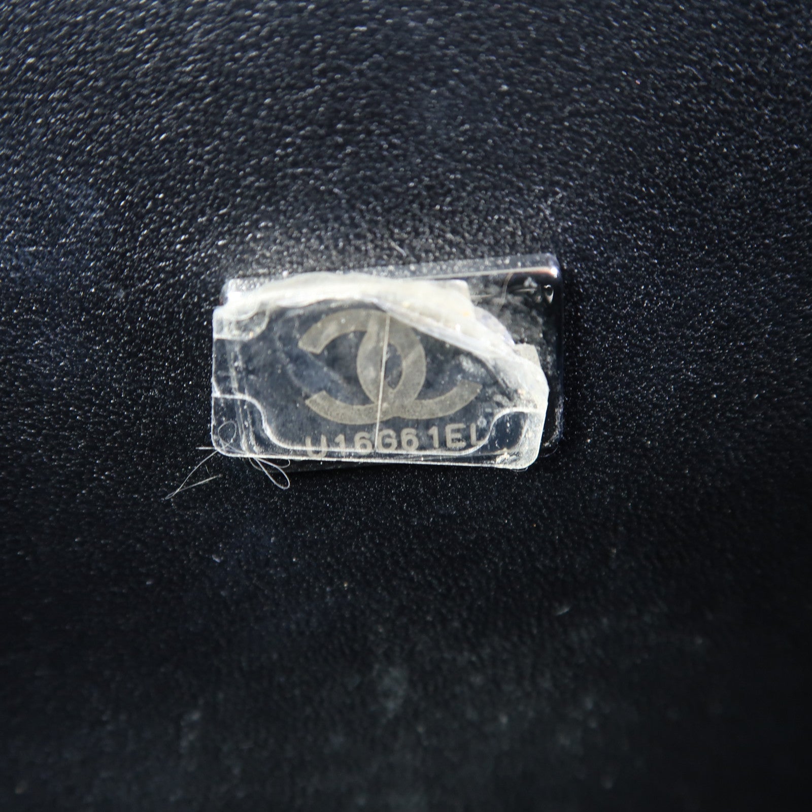 CHANEL 牛皮皮革Boy 20鏈帶肩背袋