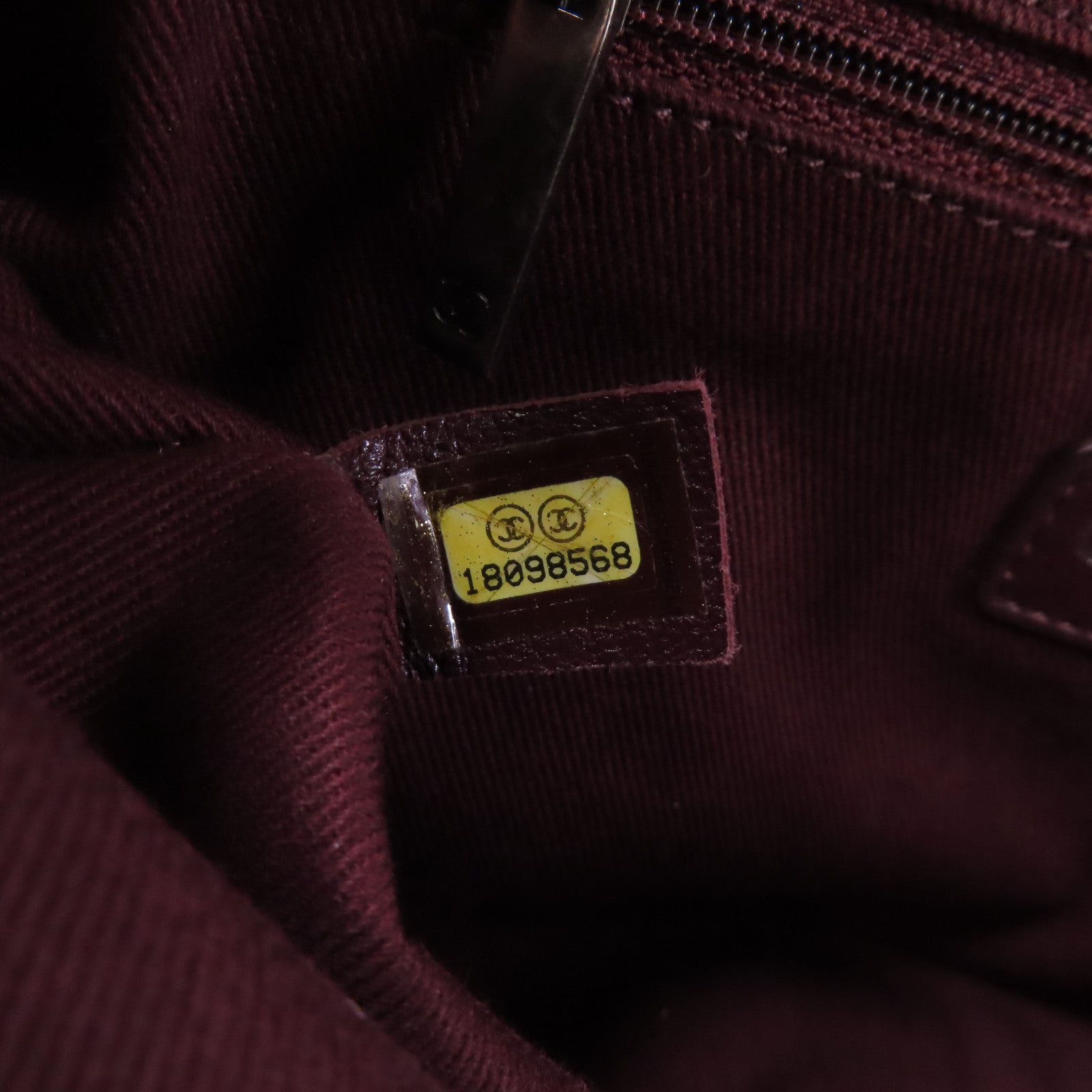 CHANEL 牛皮皮革Chain Shoulder銀扣鏈帶肩背袋黑色