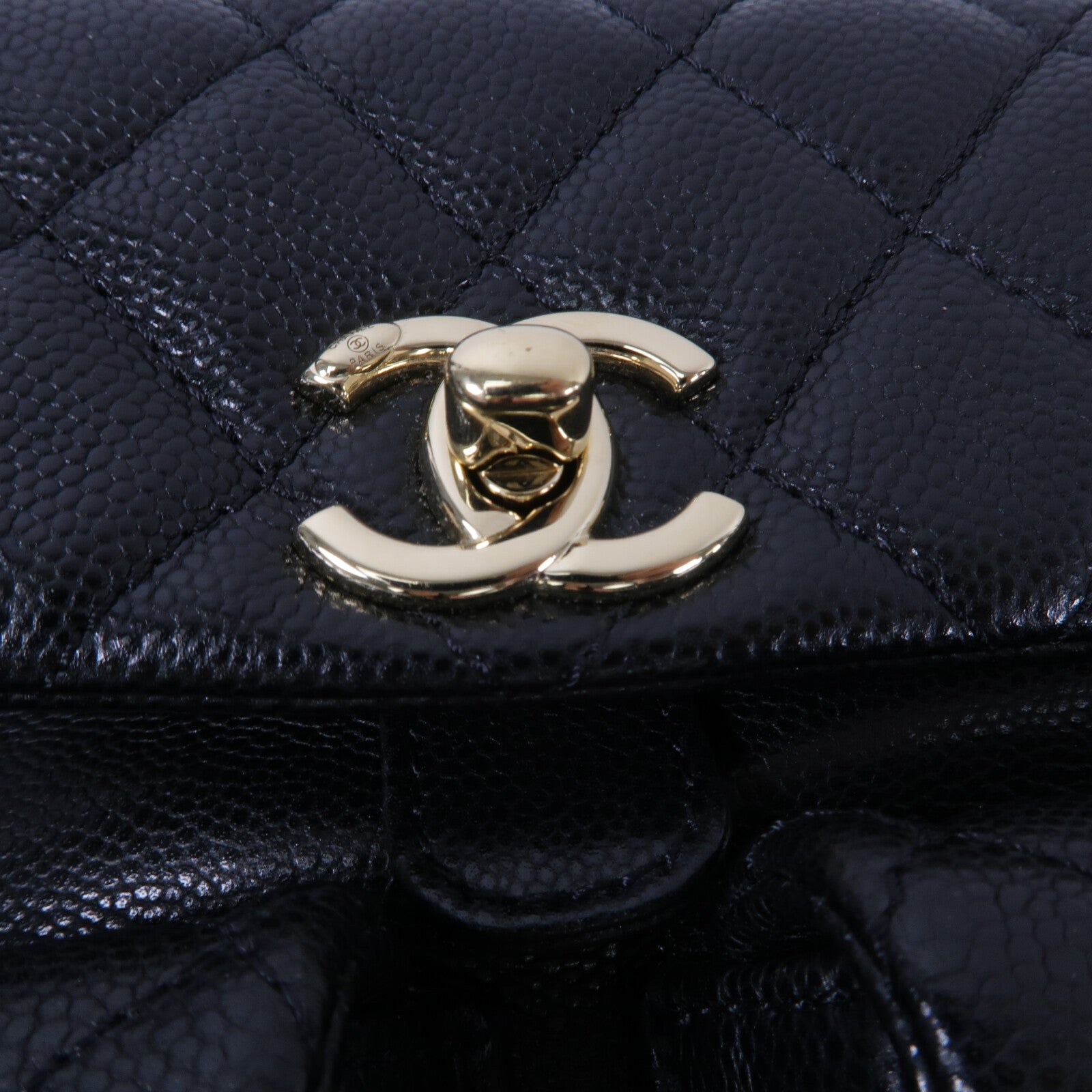 CHANEL 牛皮皮革Duma鏈帶背包