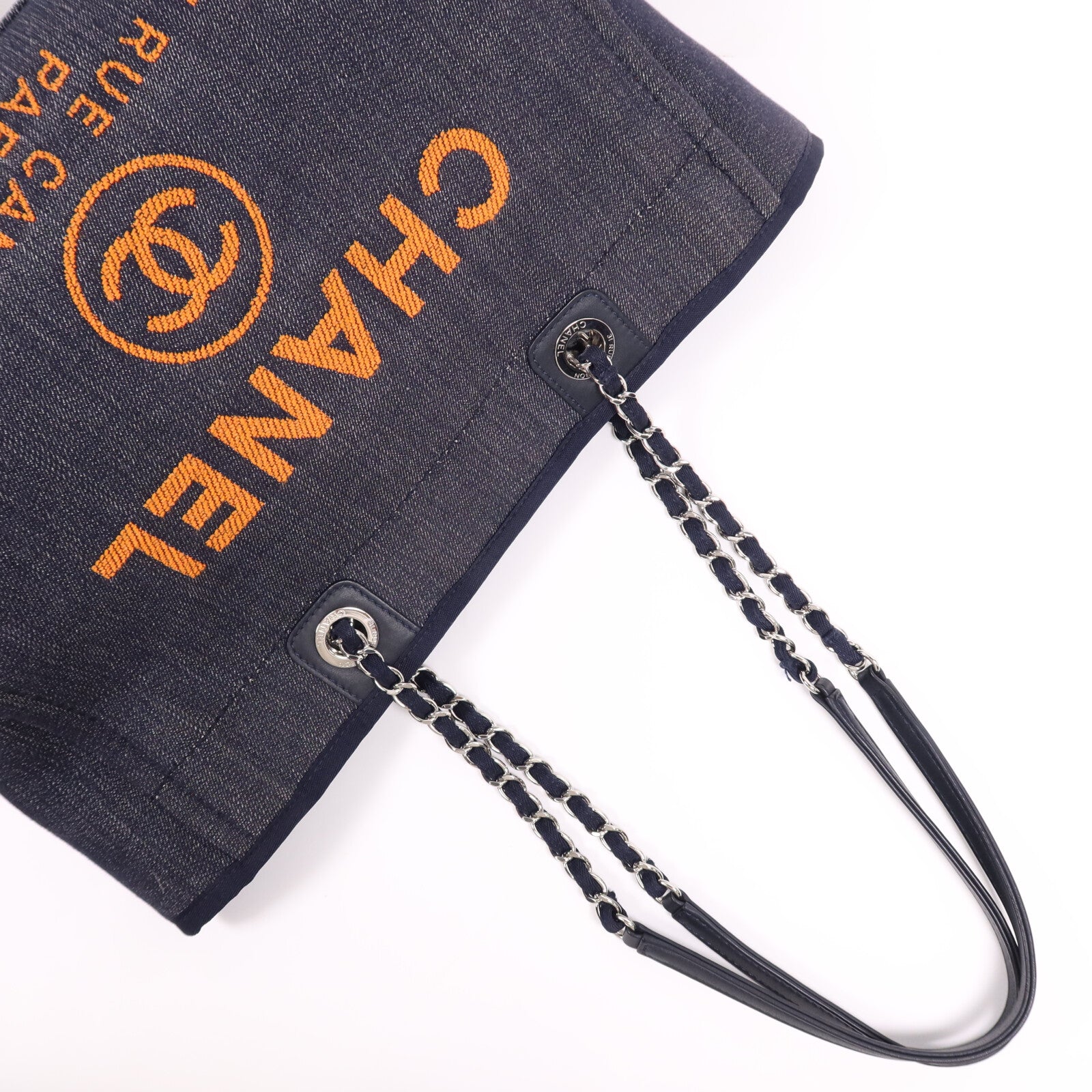 CHANEL 帆布Deauville Tote銀扣肩背袋