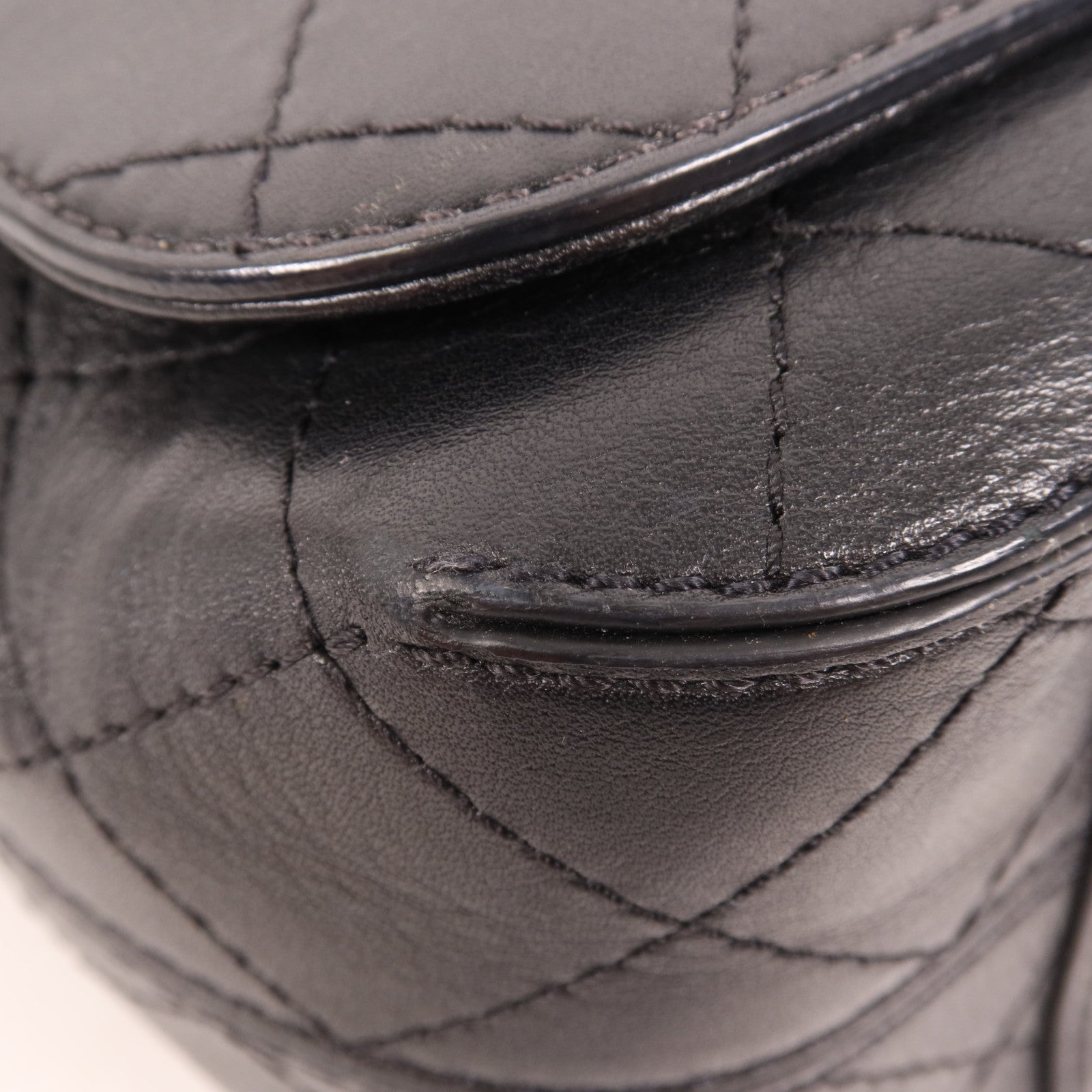 CHANEL 牛皮皮革Chain Shoulder金扣鏈帶肩背袋