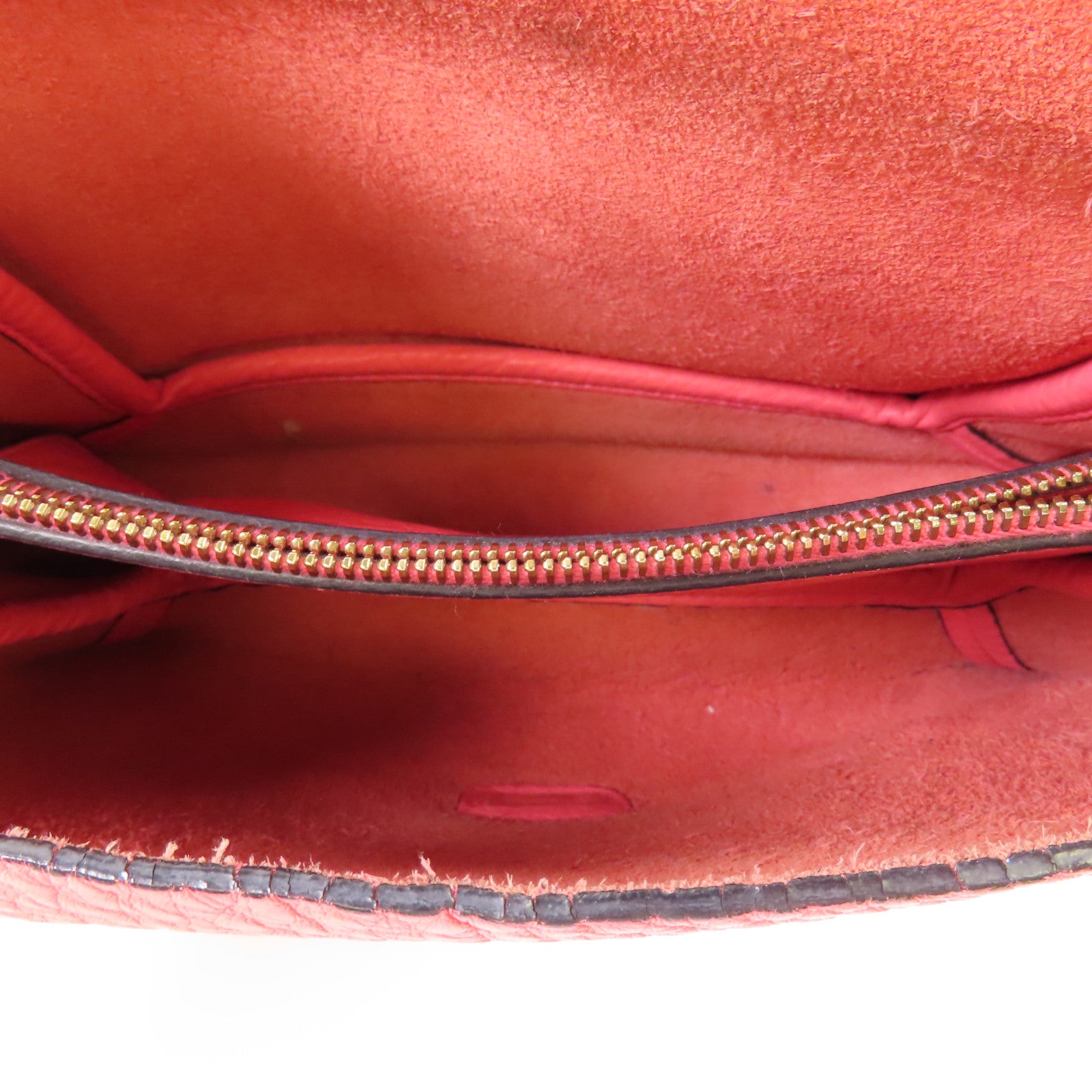 Valentino 牛皮皮革Chain Shoulder Bag金扣鏈帶肩背袋