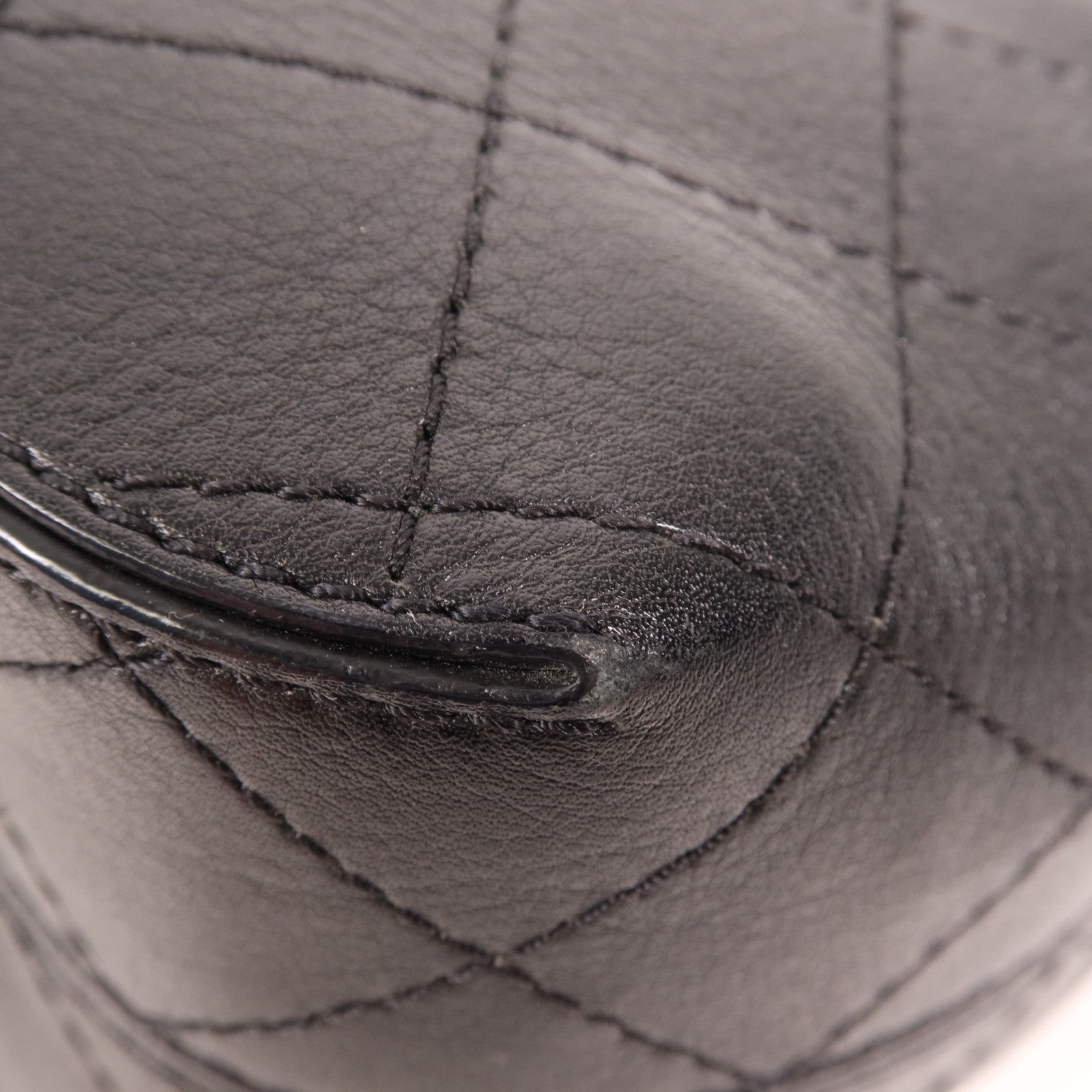 CHANEL 牛皮皮革Chain Shoulder金扣鏈帶肩背袋