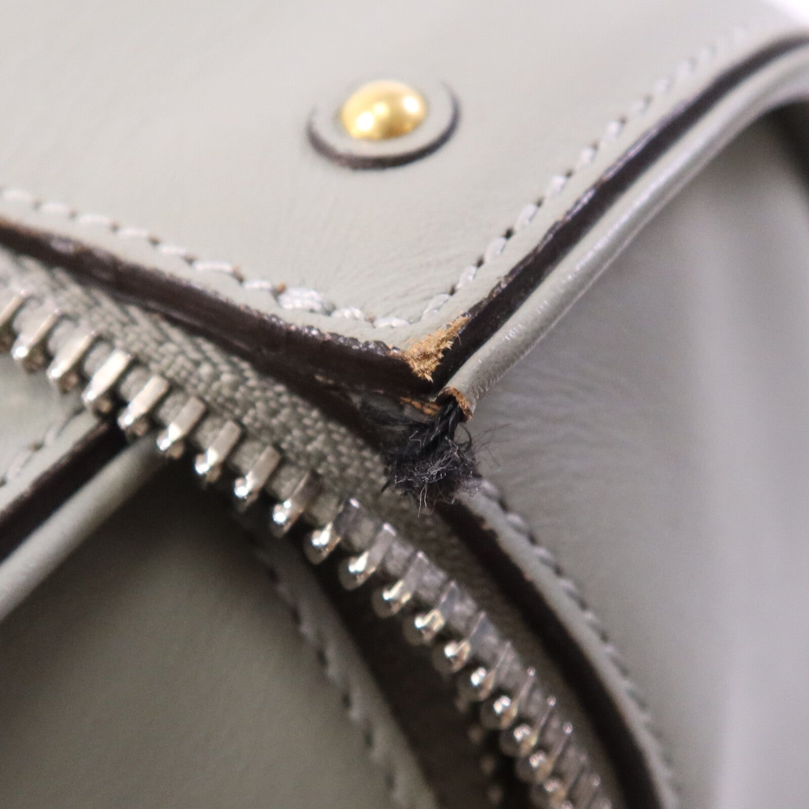 Chloe 牛皮皮革Aurore Handbag金扣手挽袋
