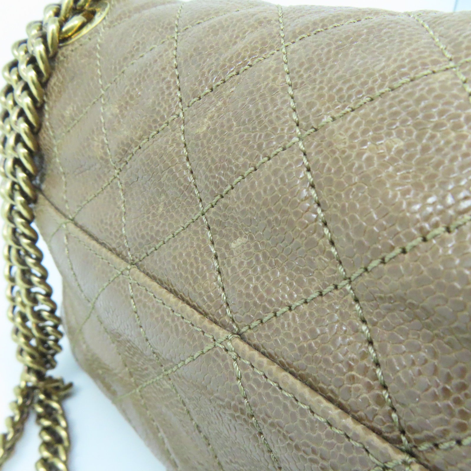 CHANEL 菱格Caviar皮革Chain Shoulder Bag金扣链带肩背袋米色