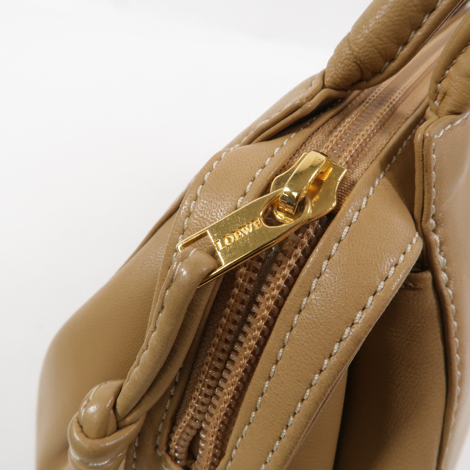 LOEWE 牛皮皮革Vintage Hand Bag手挽袋
