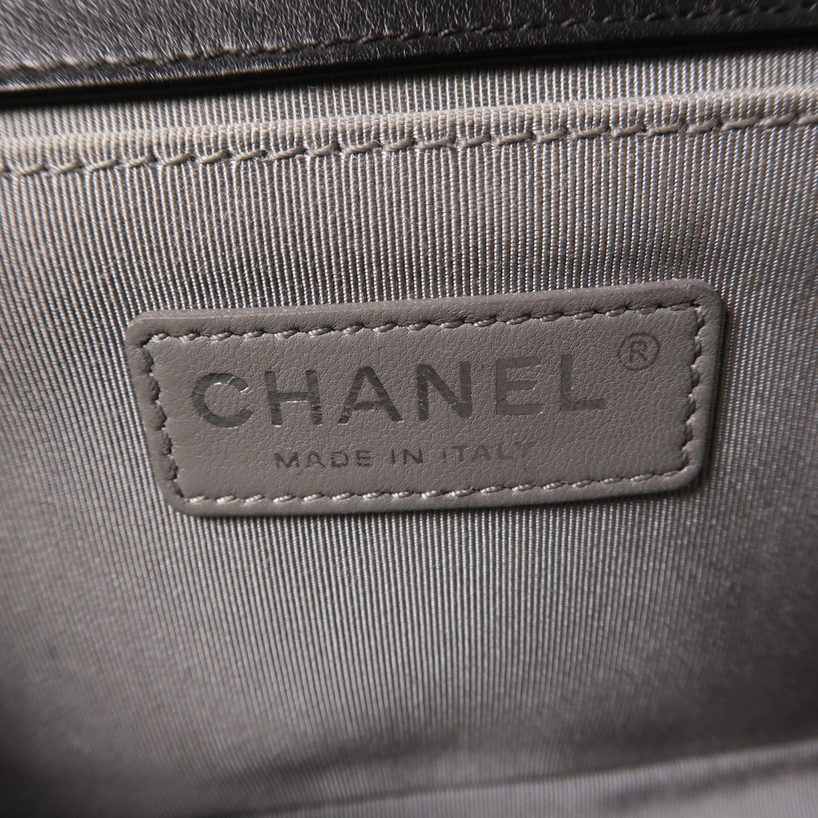 CHANEL 【激減優惠】牛皮皮革Boy Chanel 25銀扣鏈帶肩背袋黑色