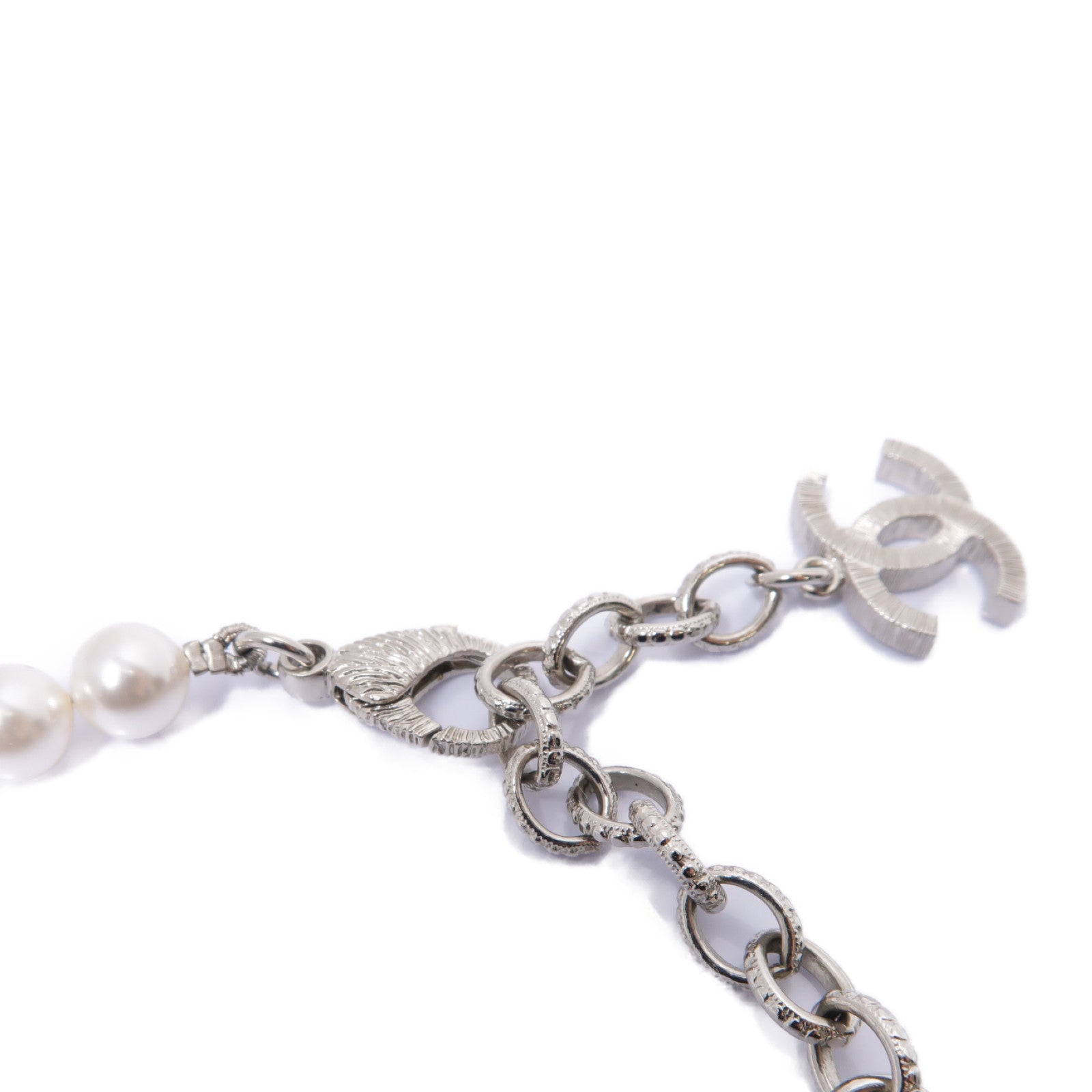 CHANEL 金屬Necklace項鍊白色/銀色