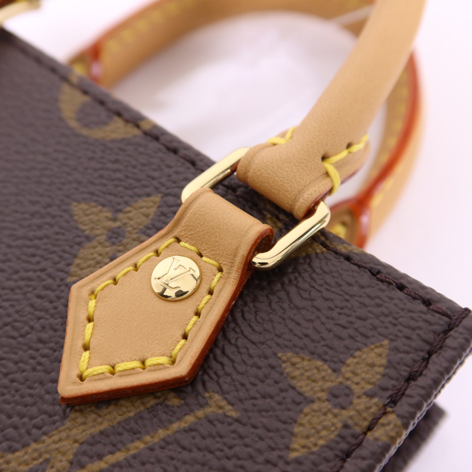 LOUIS VUITTON Monogram Petit Sac Plat金扣手挽肩背兩用袋