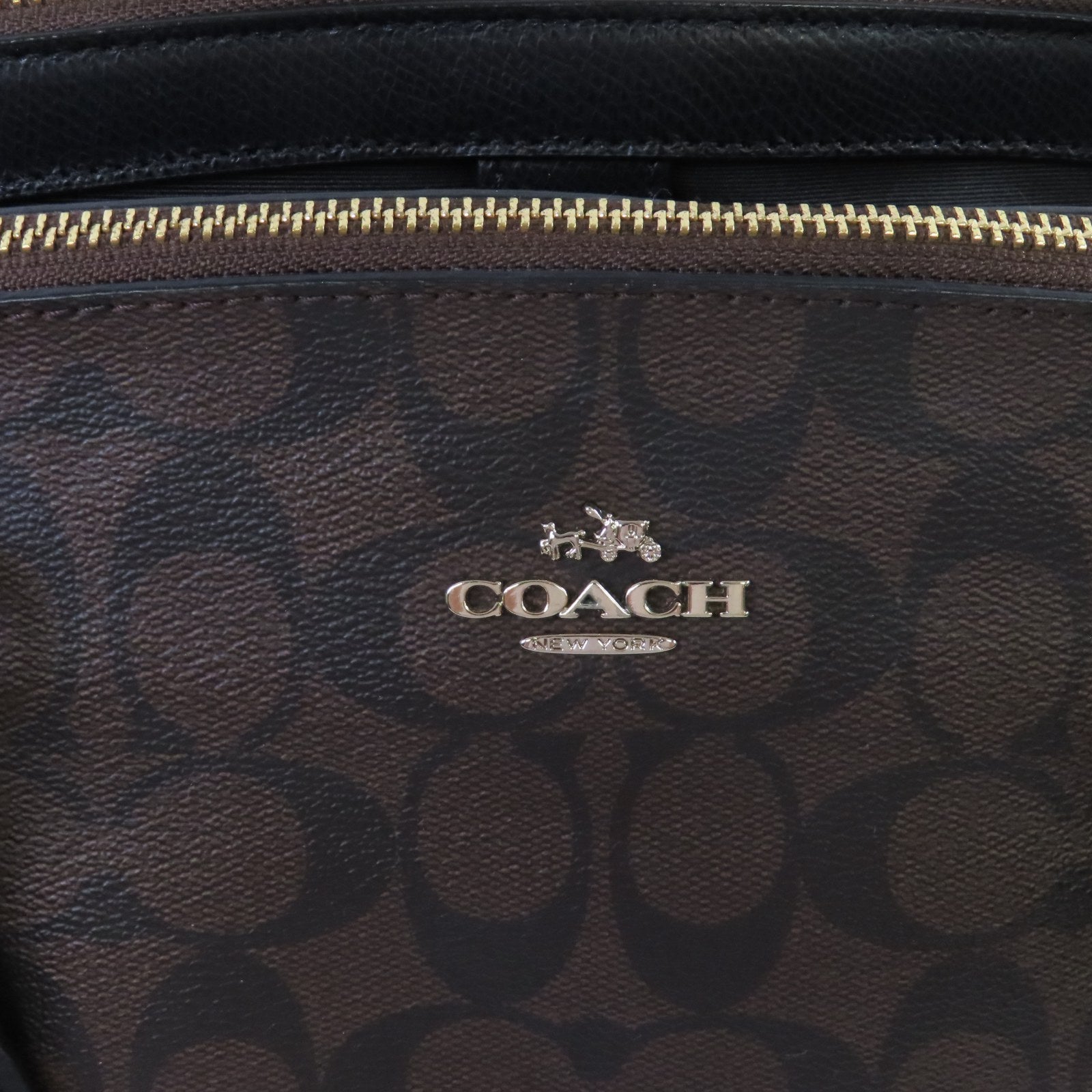 COACH 塗層帆布2Way Shoulder Bag金扣手挽肩背兩用袋啡色/黑色