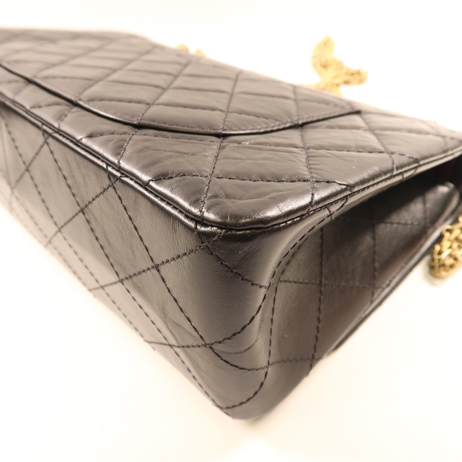 CHANEL 牛皮皮革2.55金扣鏈帶肩背袋