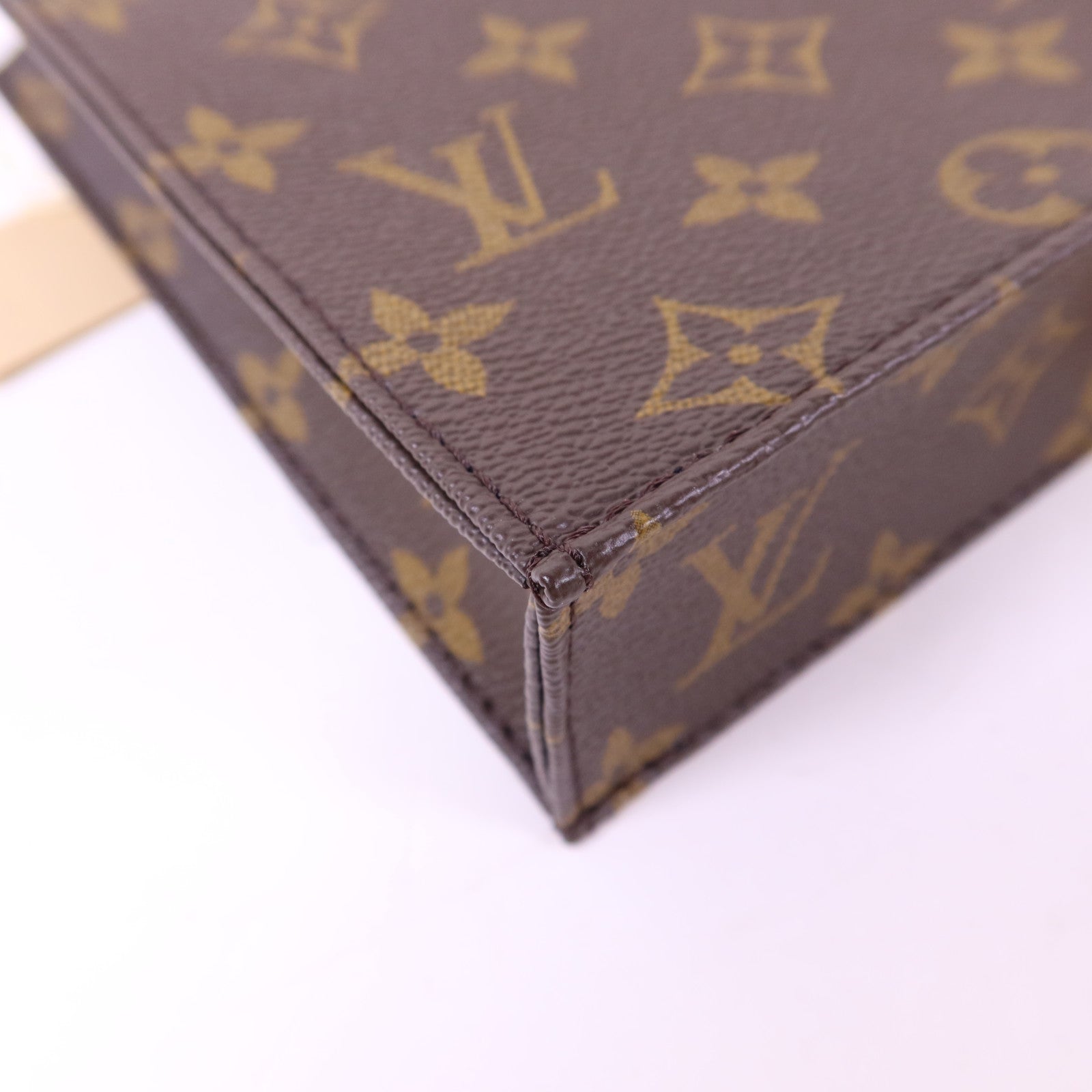 LOUIS VUITTON Monogram Petit Sac Plat金扣手挽肩背兩用袋