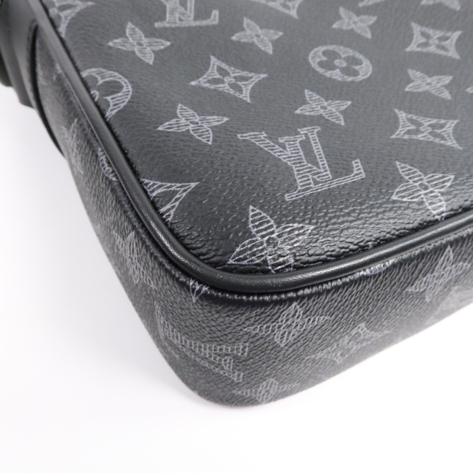 LOUIS VUITTON Monogram Eclipse Vivienne Danube PM肩背袋