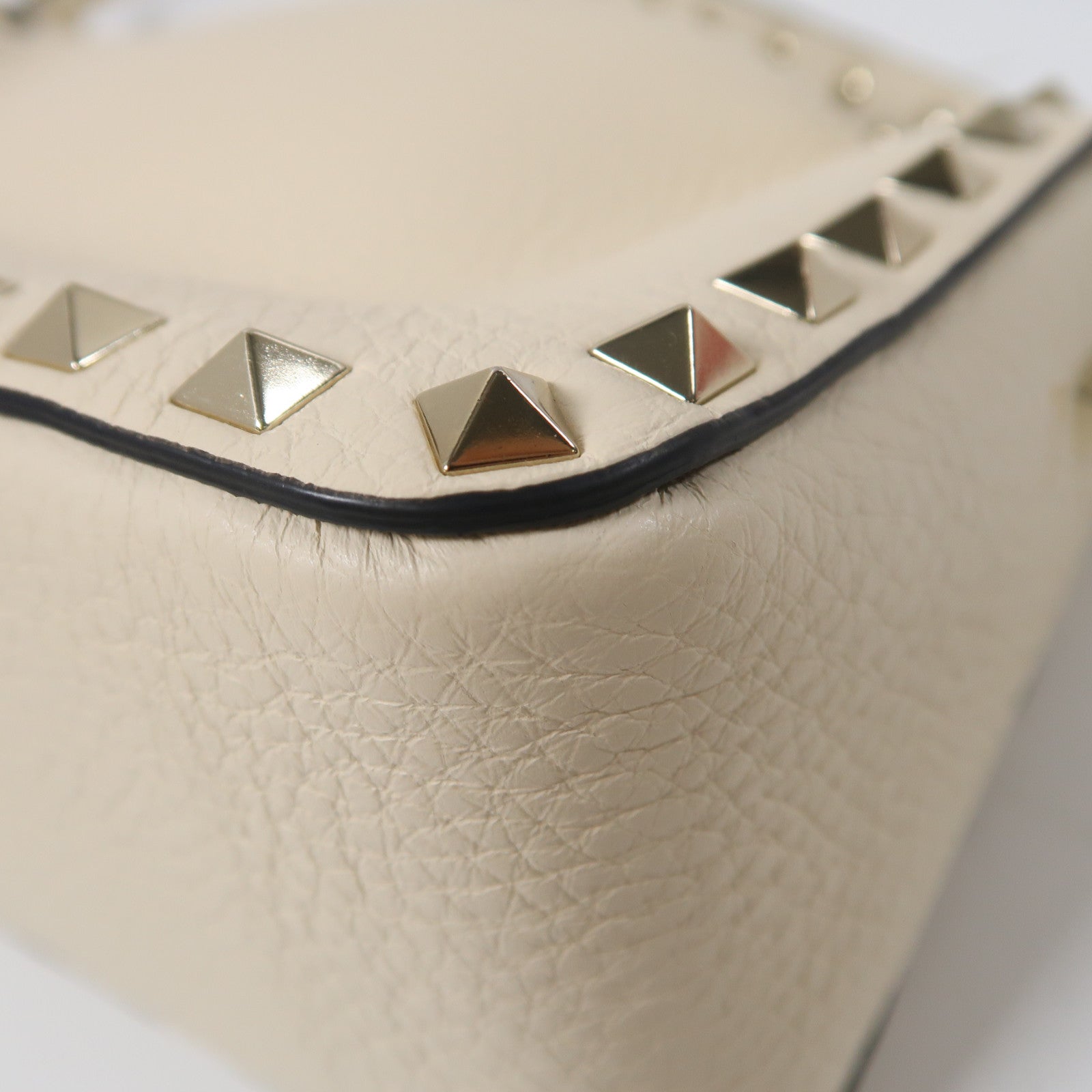 Valentino 牛皮皮革2 Way Shoulder金扣手挽肩背兩用袋米色