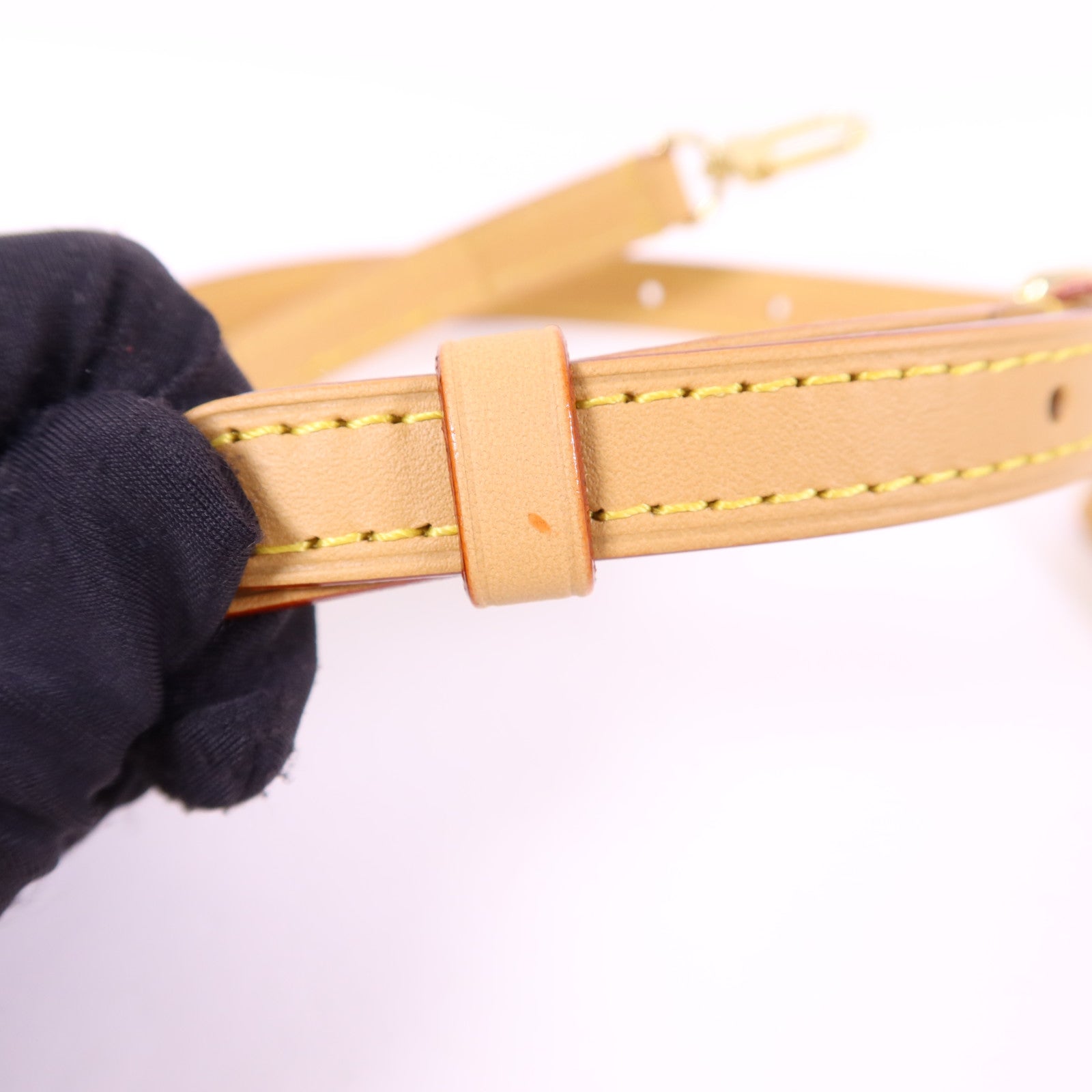 LOUIS VUITTON Monogram Petit Sac Plat金扣手挽肩背兩用袋