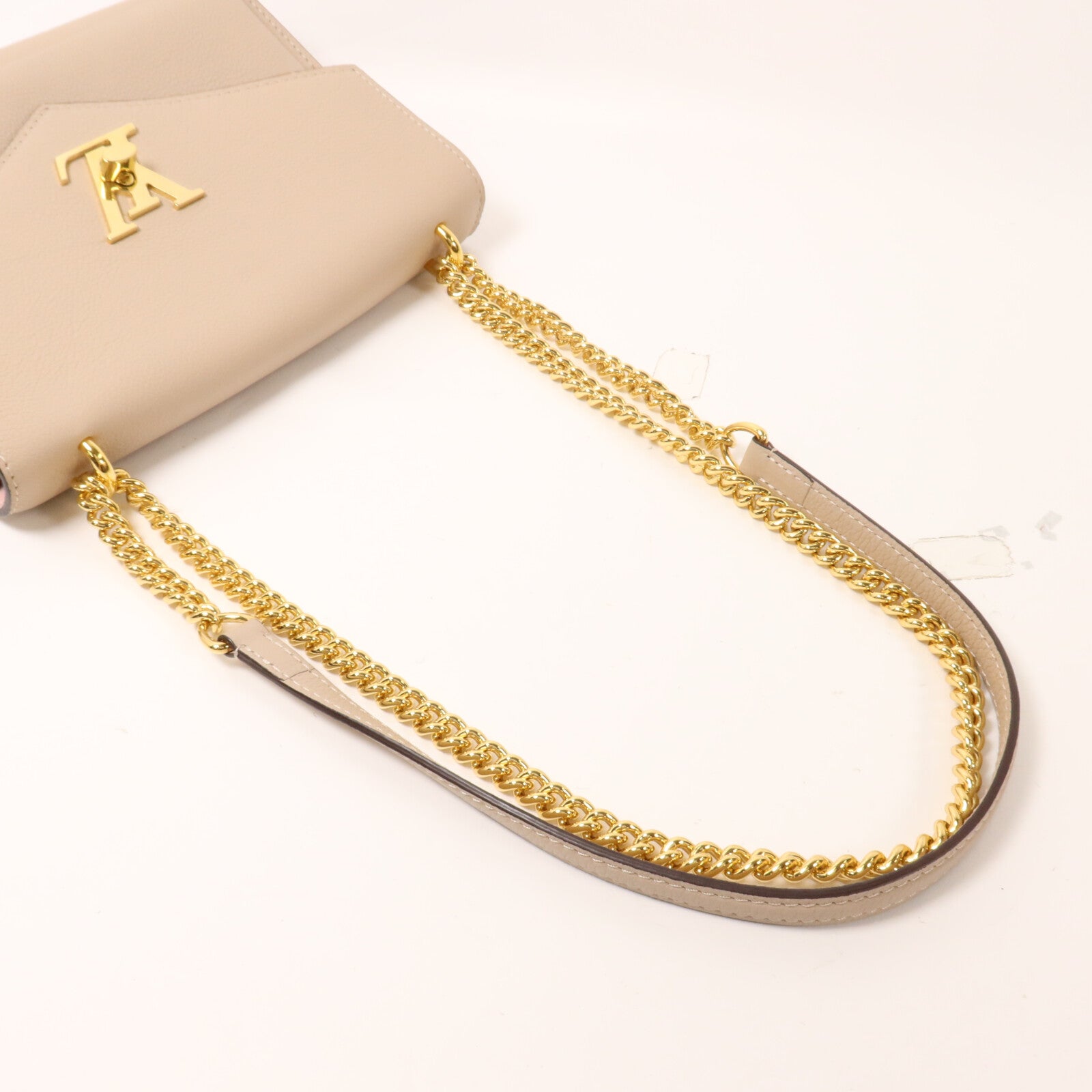 LOUIS VUITTON 牛皮皮革Mylockme Chain Bag鏈帶肩背袋